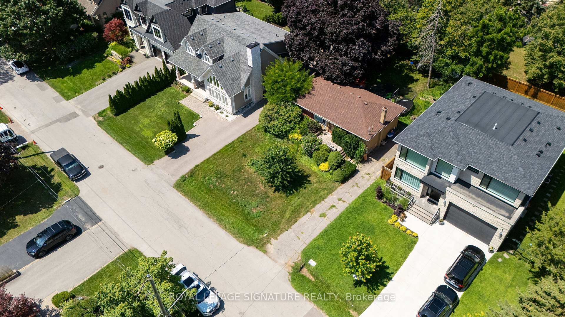 Photo 3 of 1405 Constance Dr, Oakville, Morrison — HOMEH