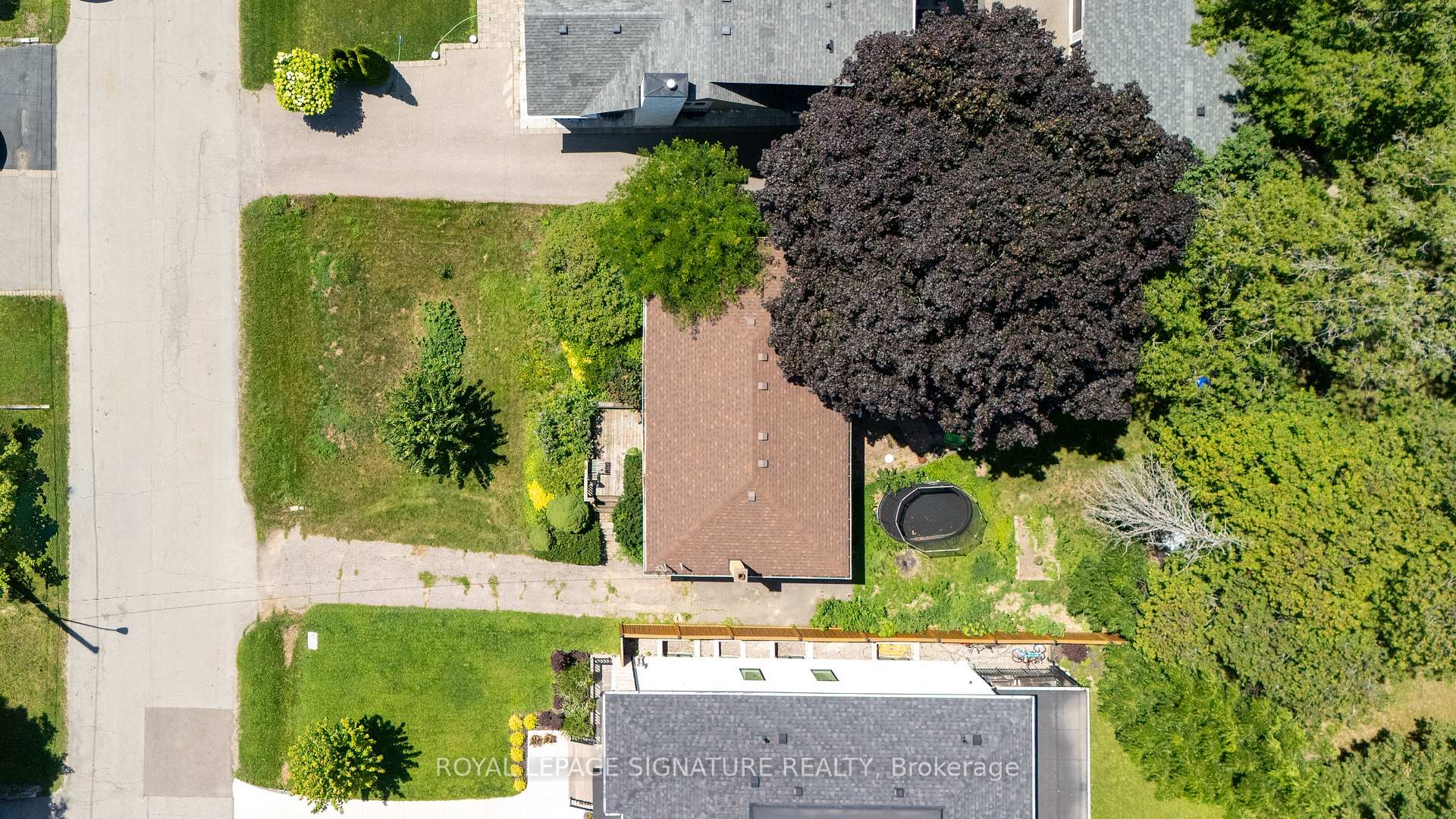 Photo 4 of 1405 Constance Dr, Oakville, Morrison — HOMEH