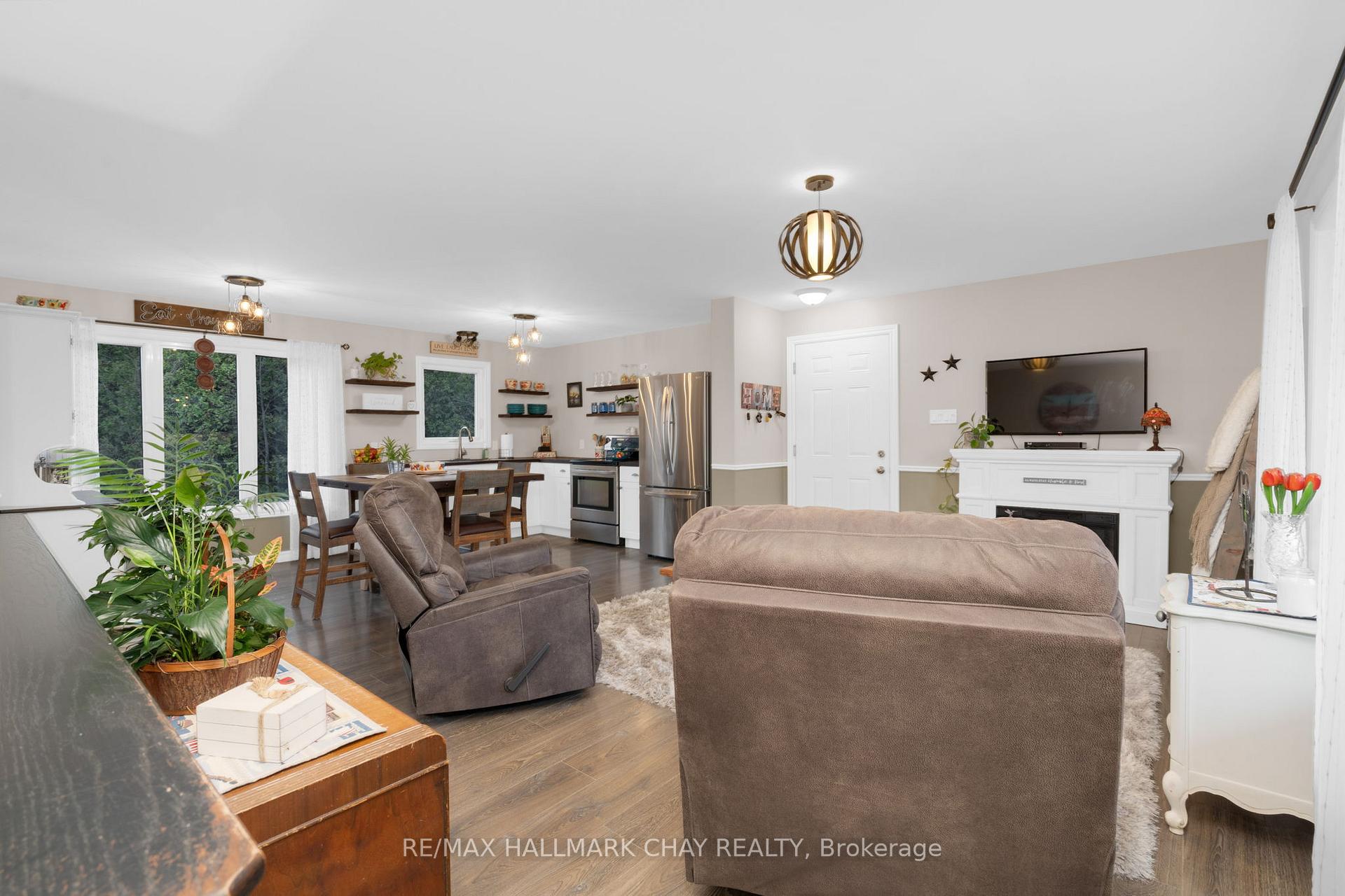 Photo 16 of 4193 Hogback Road, Clearview, Rural Clearview — HOMEH