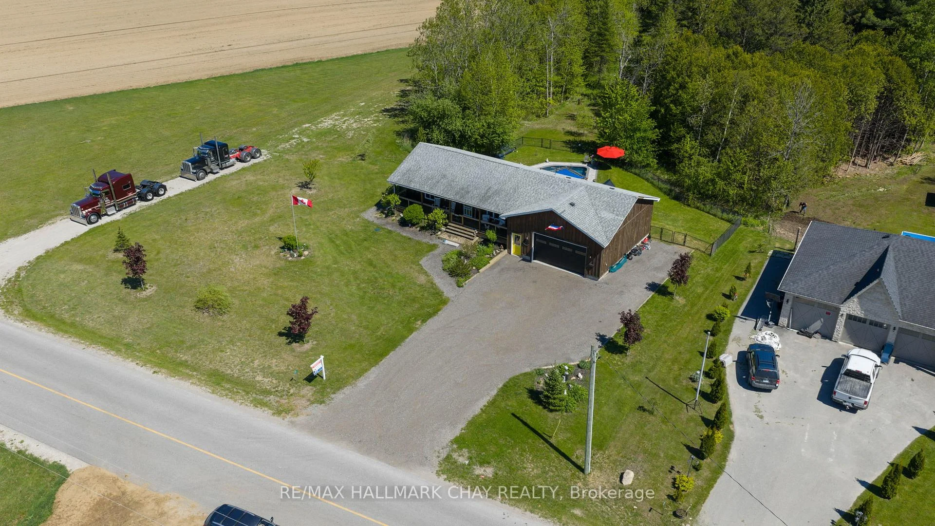 Photo 74 of 4193 Hogback Road, Clearview, Rural Clearview — HOMEH