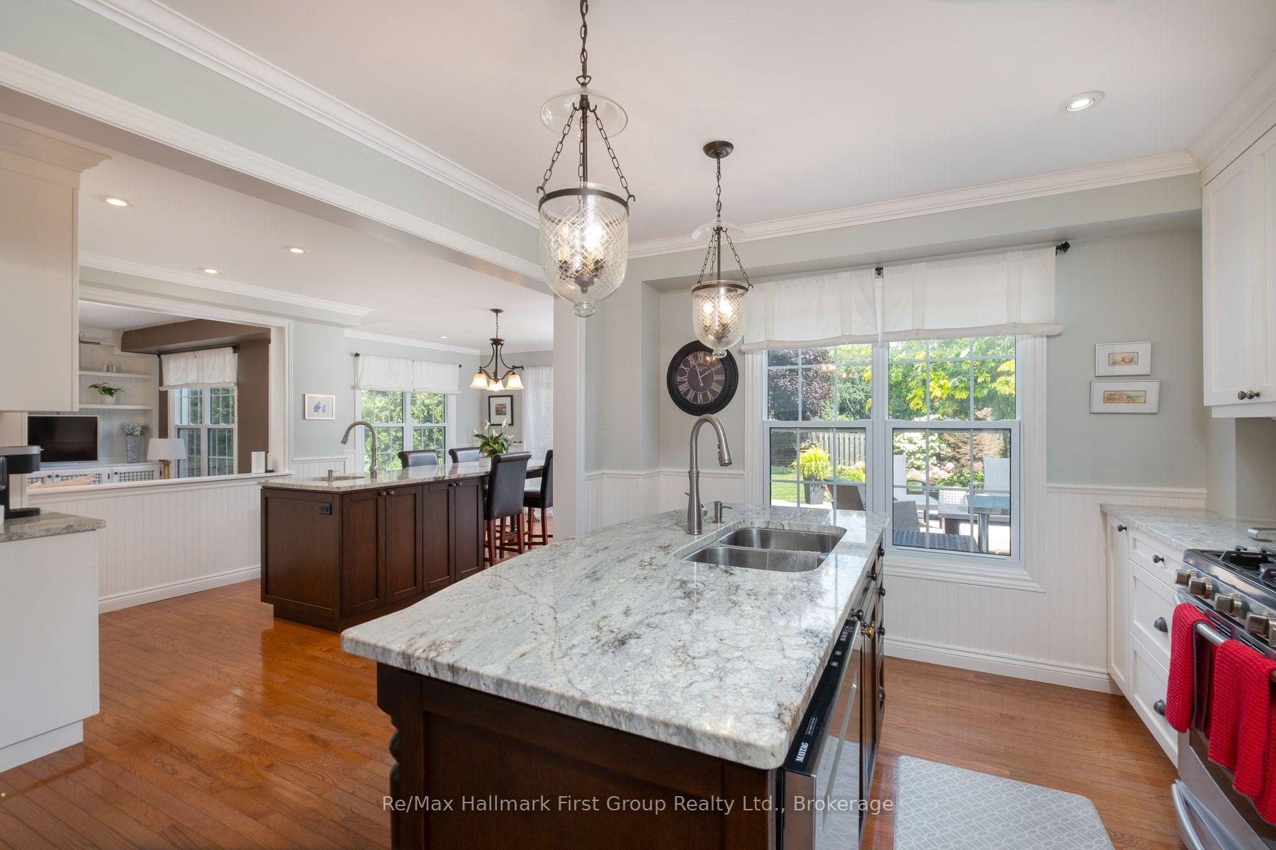 Photo 9 of 24 Strathmanor Drive, Clarington, Bowmanville — HOMEH