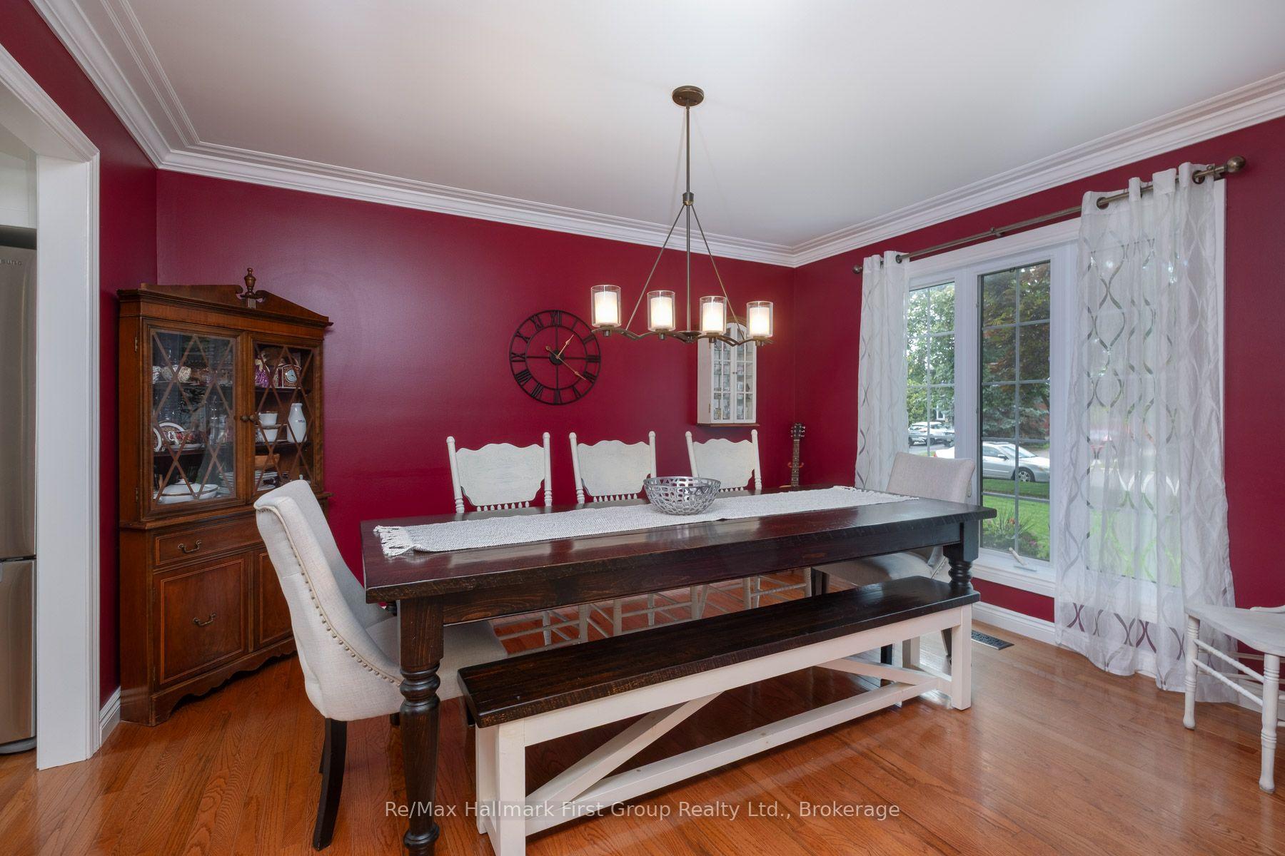 Photo 18 of 24 Strathmanor Drive, Clarington, Bowmanville — HOMEH