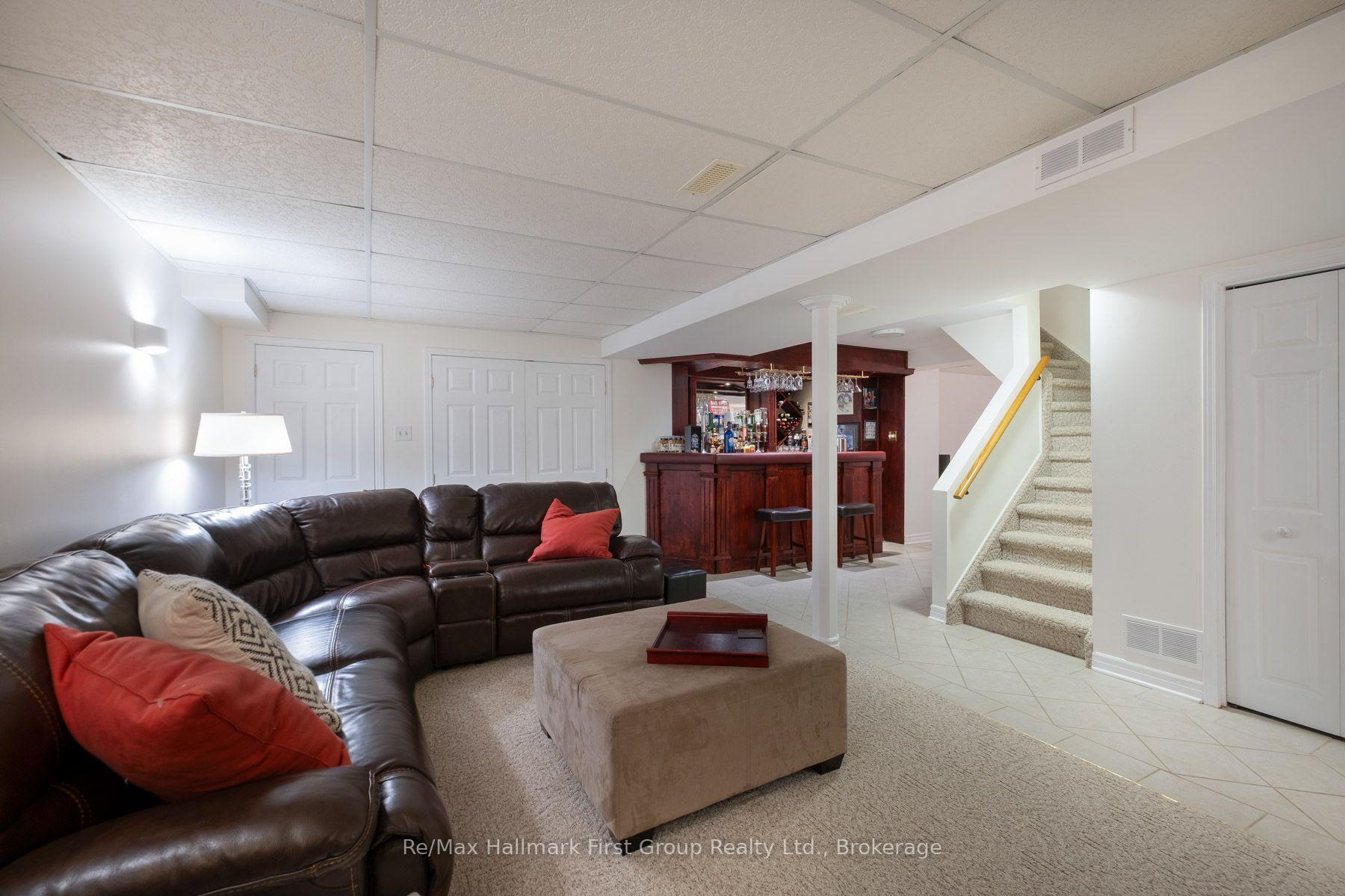 Photo 23 of 24 Strathmanor Drive, Clarington, Bowmanville — HOMEH
