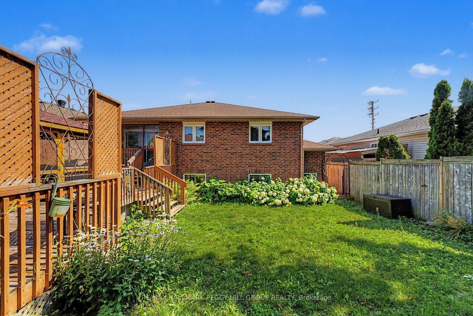 Photo 10 of Unit Lower, 148 Livingstone Street E, Barrie, East Bayfield — HOMEH