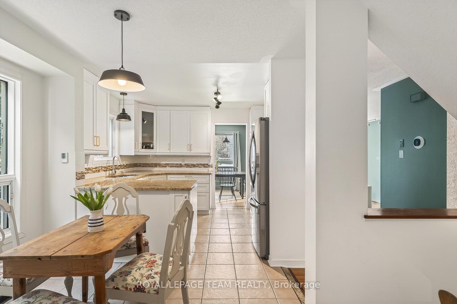 Photo 7 of 77 Armagh Way, Ottawa, Barrhaven - Longfields — HOMEH