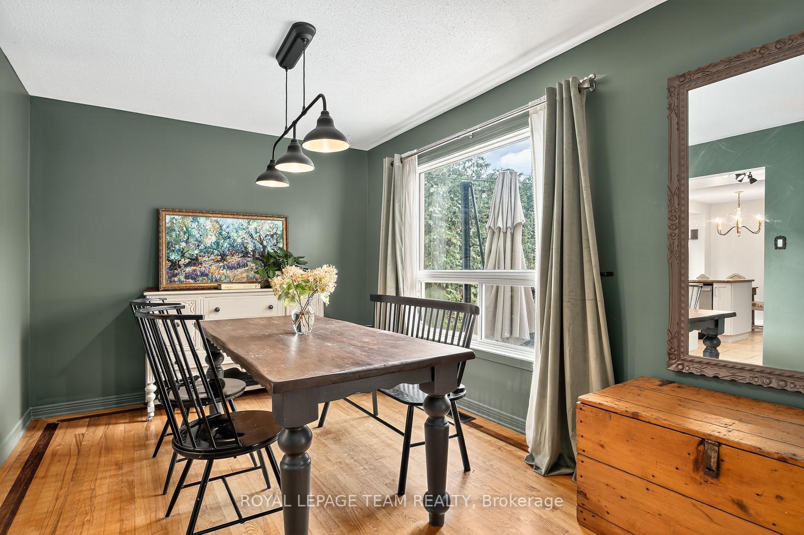 Photo 11 of 77 Armagh Way, Ottawa, Barrhaven - Longfields — HOMEH