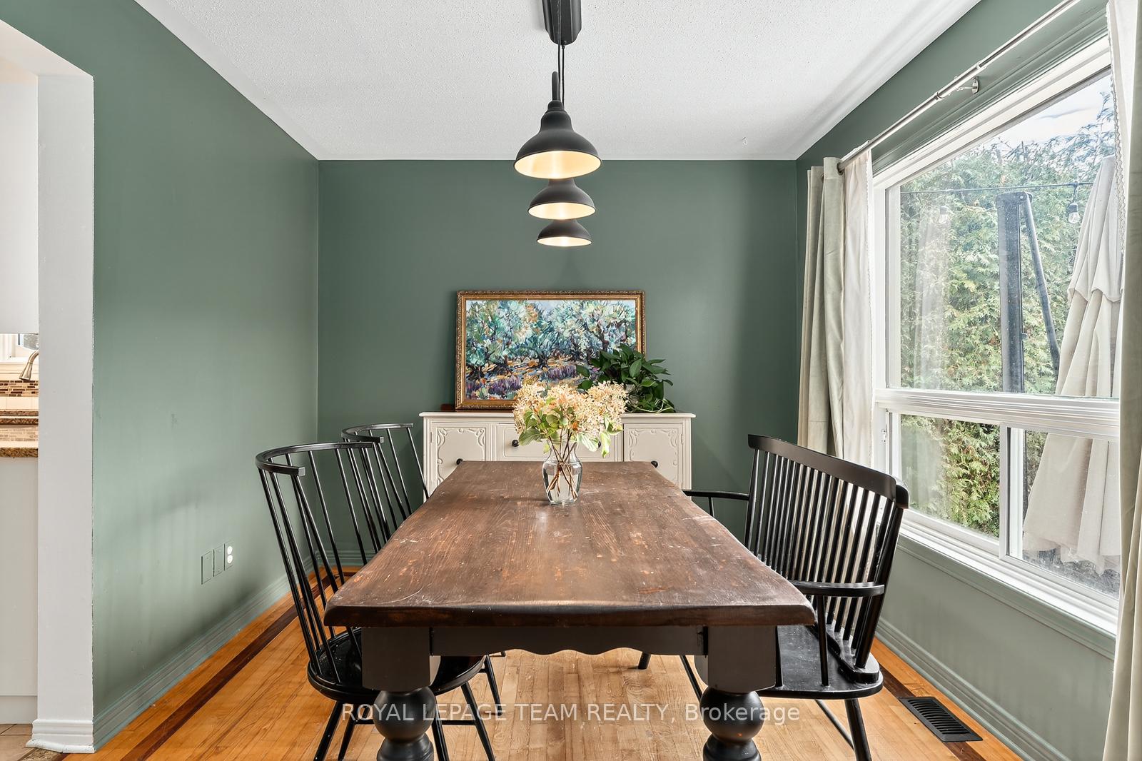 Photo 12 of 77 Armagh Way, Ottawa, Barrhaven - Longfields — HOMEH