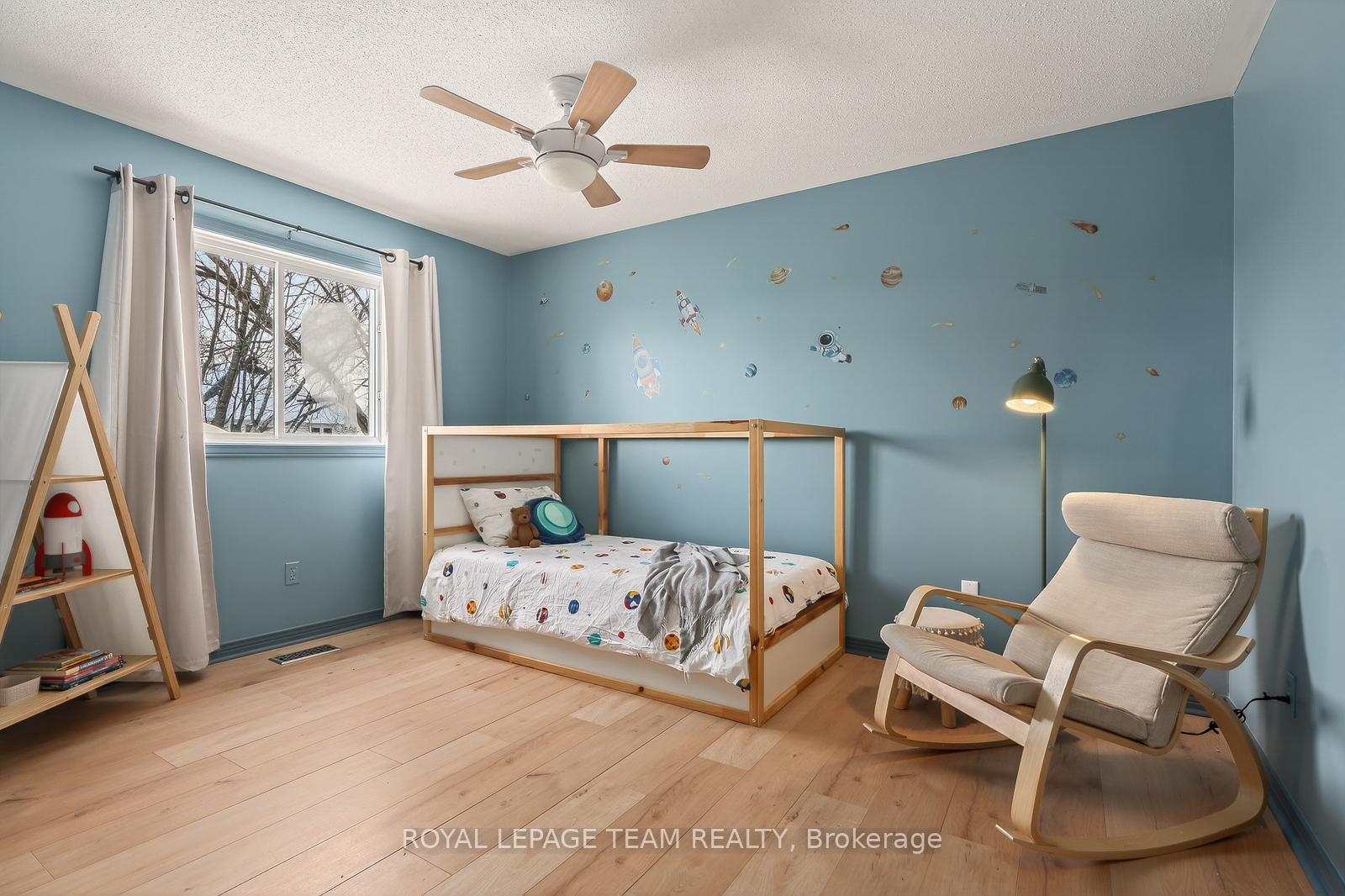 Photo 22 of 77 Armagh Way, Ottawa, Barrhaven - Longfields — HOMEH