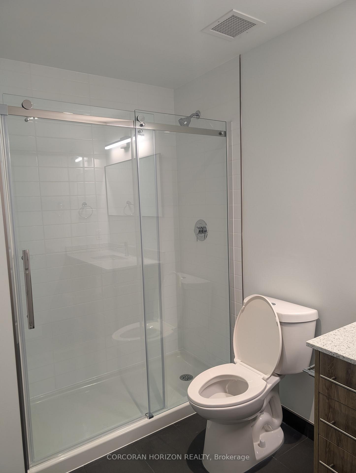 Photo 9 of Unit 819, 525 New Dundee Road, Kitchener, Doon South — HOMEH