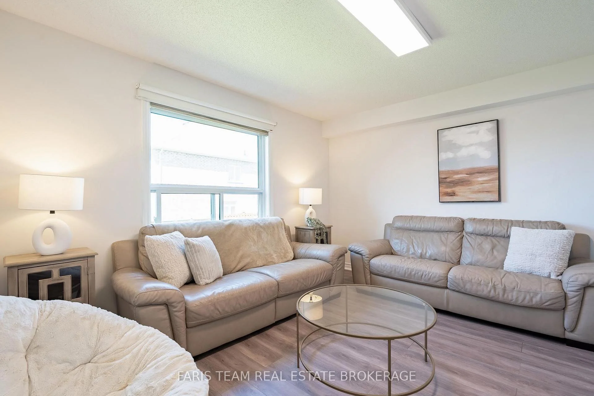 Photo 38 of 4 Whispering Pine Place, Barrie, Bayshore — HOMEH