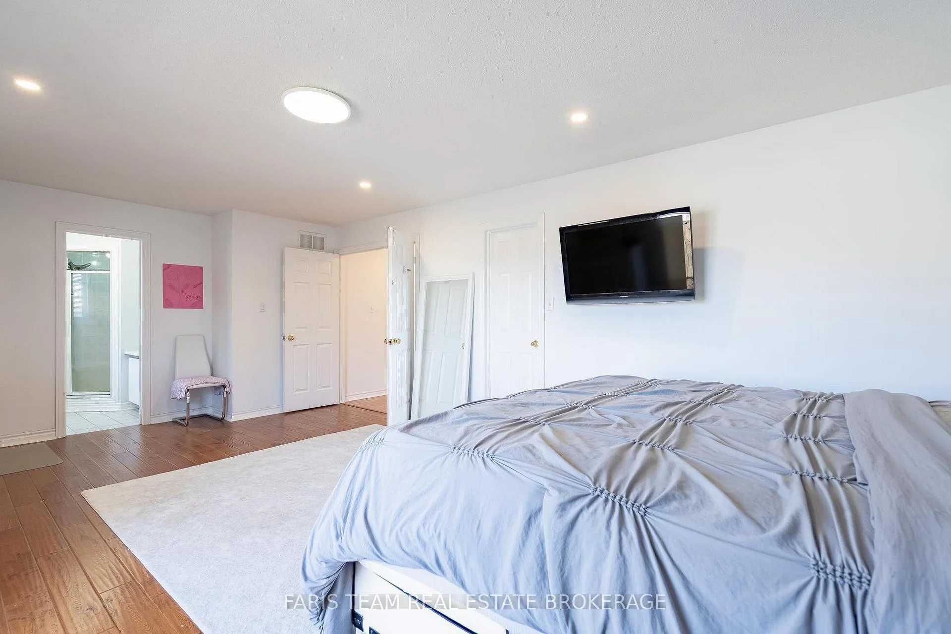 Photo 65 of 4 Whispering Pine Place, Barrie, Bayshore — HOMEH