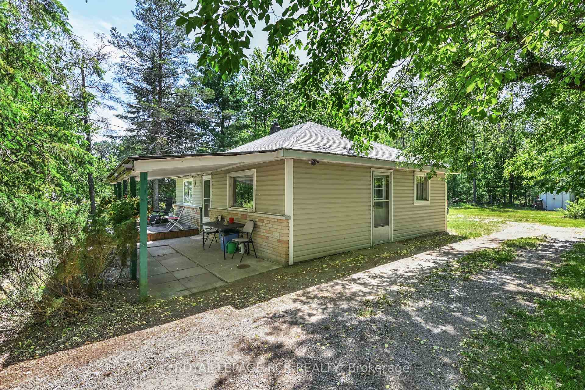Photo 1 of 7262 County Road 13, Adjala-Tosorontio, Lisle — HOMEH
