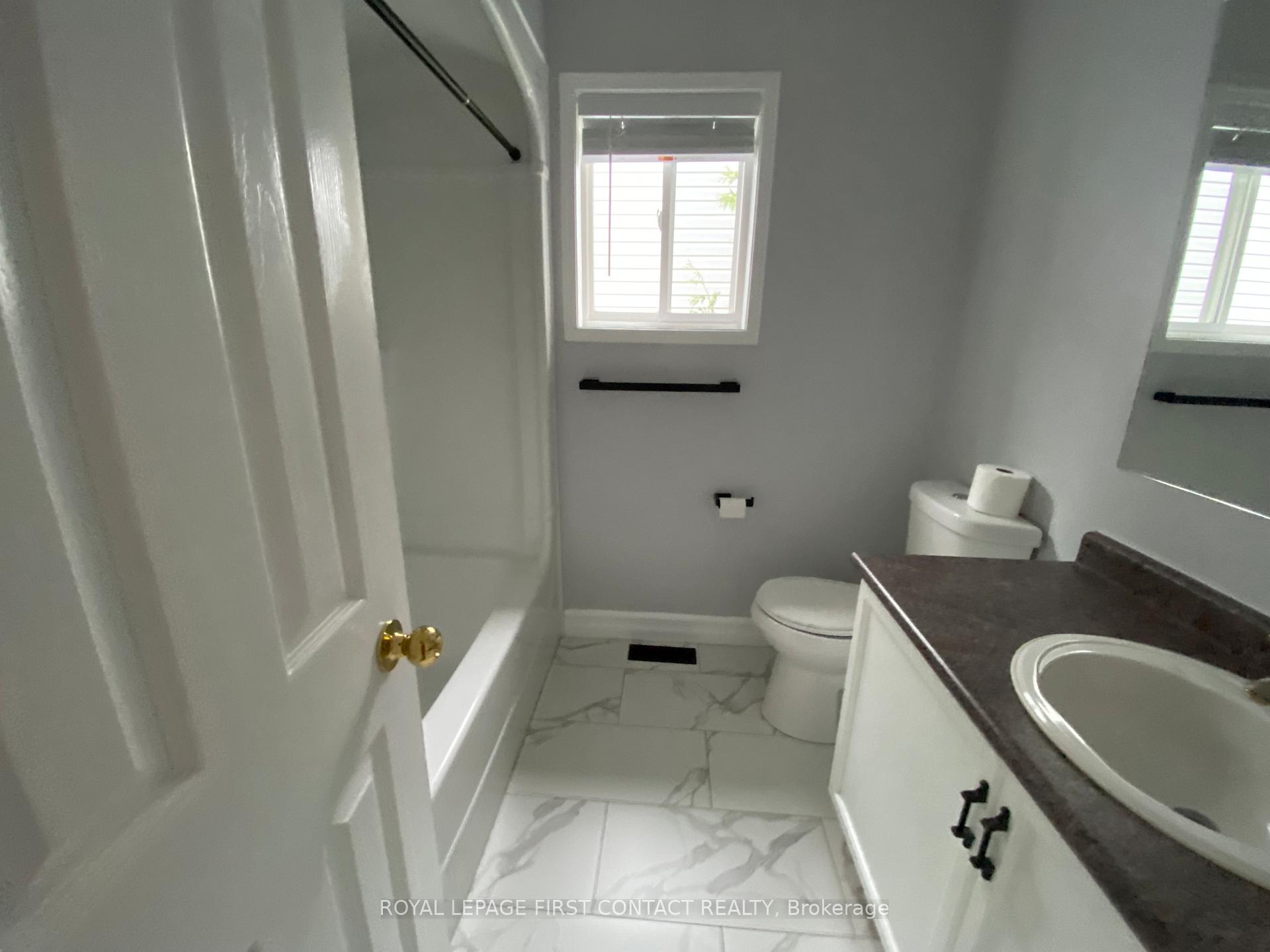 Photo 8 of 41 Copeman Crescent, Barrie, Painswick North — HOMEH