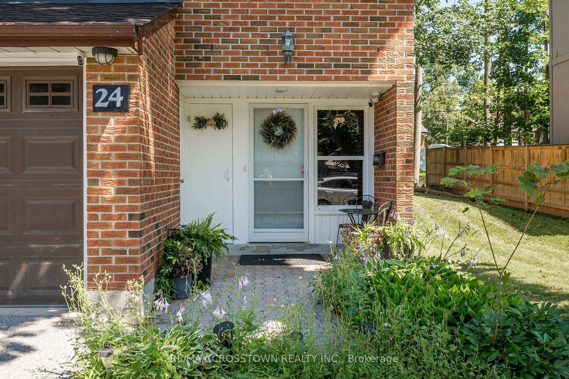 Photo 3 of Unit 24, 360 Blake Street NW, Barrie, Codrington — HOMEH