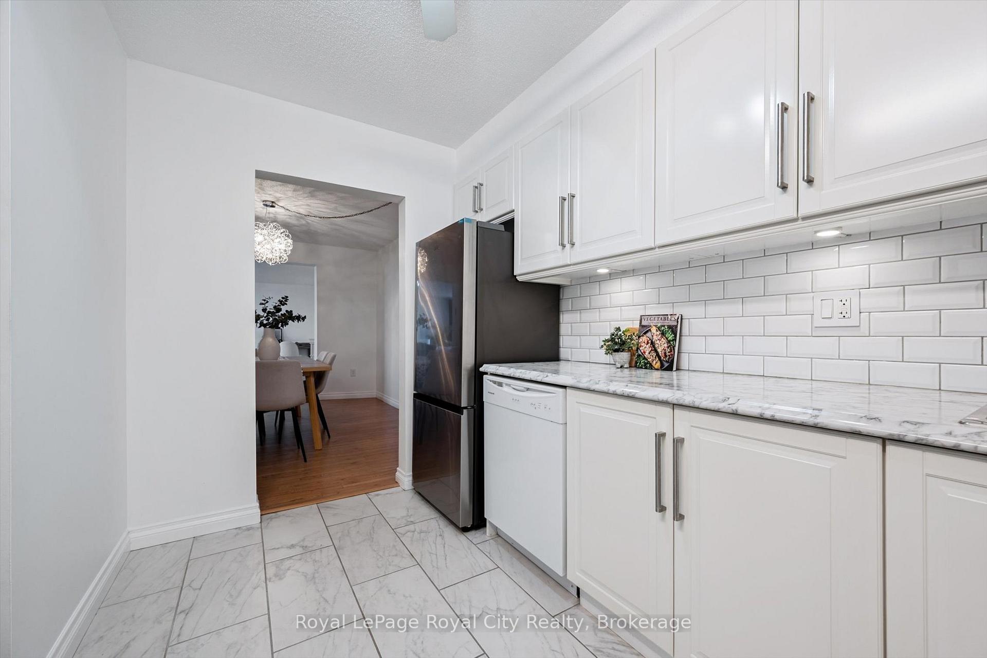 Photo 19 of Unit 607, 93 Westwood Road, Guelph, Willow West/Sugarbush/West Acres — HOMEH