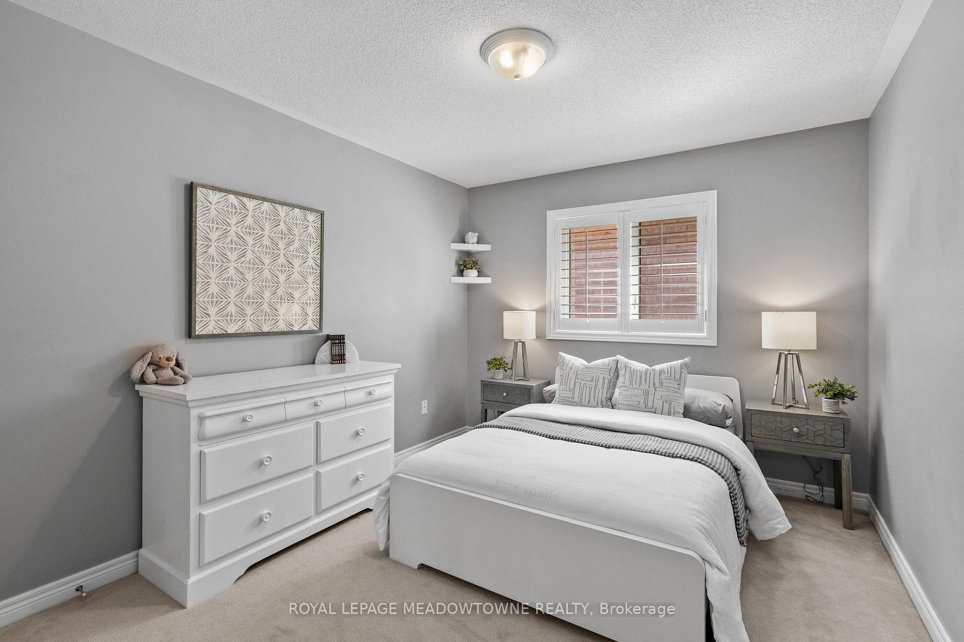 Photo 72 of 395 Malboeuf Court, Milton, Scott — HOMEH