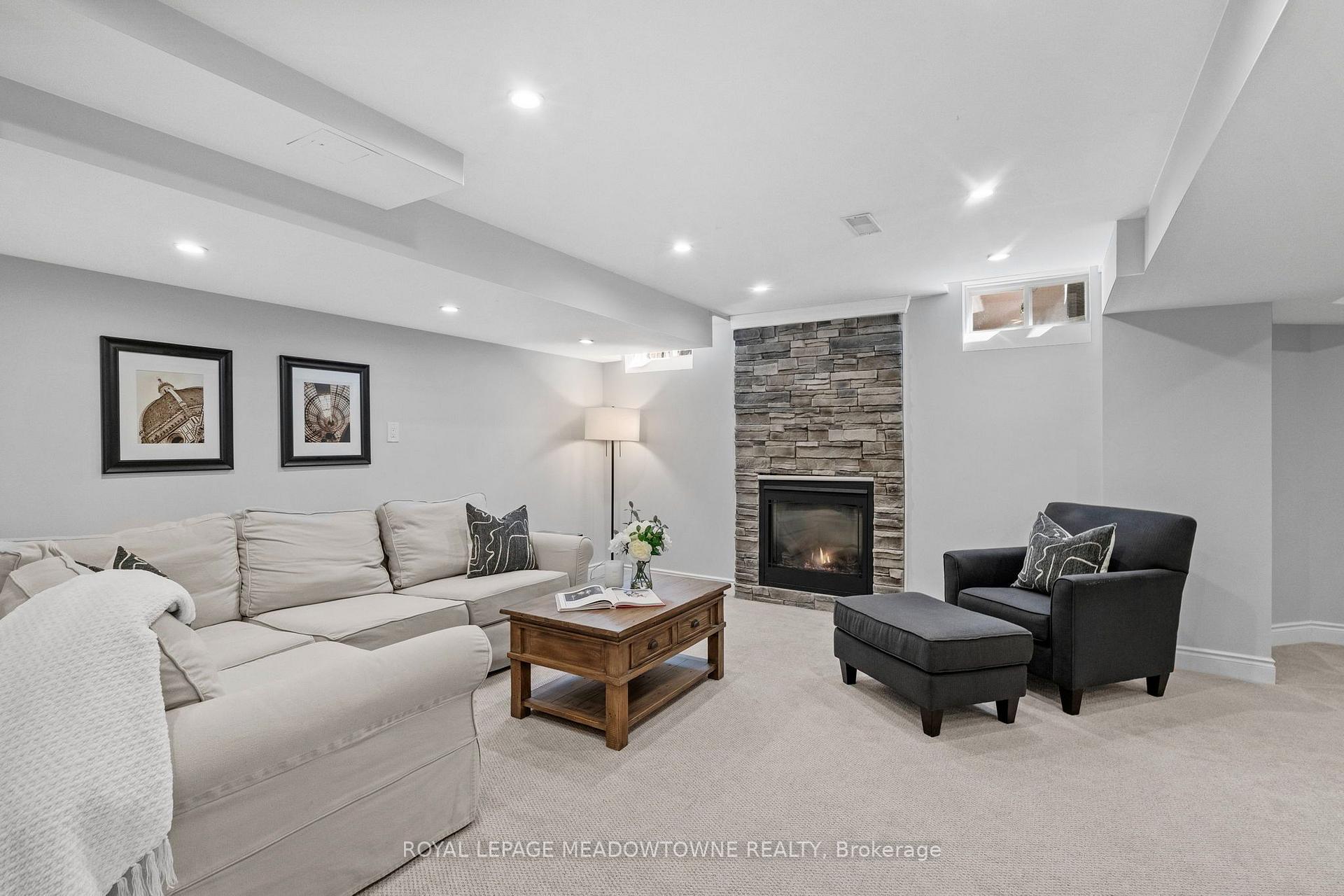 Photo 84 of 395 Malboeuf Court, Milton, Scott — HOMEH