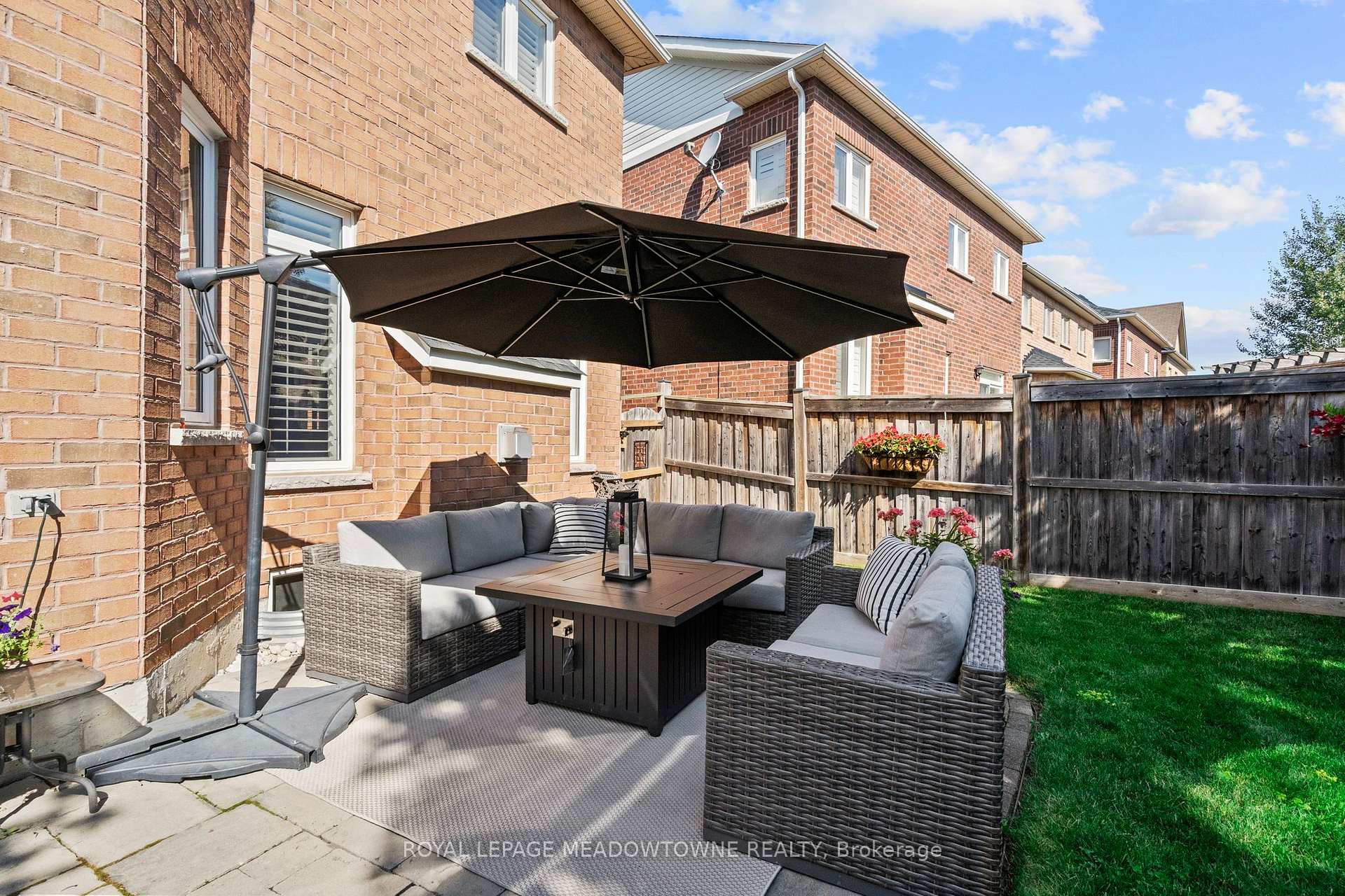 Photo 94 of 395 Malboeuf Court, Milton, Scott — HOMEH