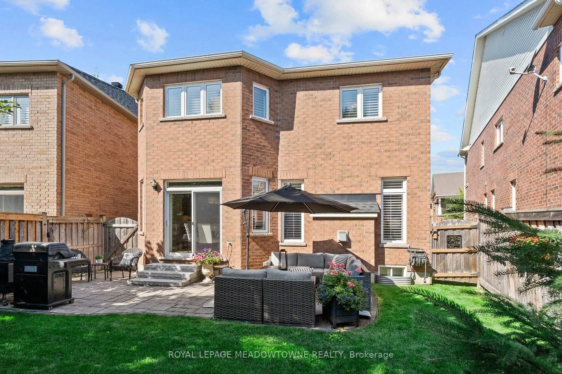 Photo 11 of 395 Malboeuf Court, Milton, Scott — HOMEH