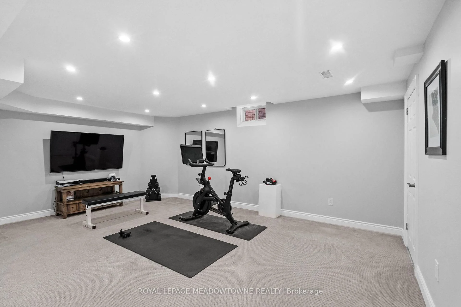 Photo 13 of 395 Malboeuf Court, Milton, Scott — HOMEH