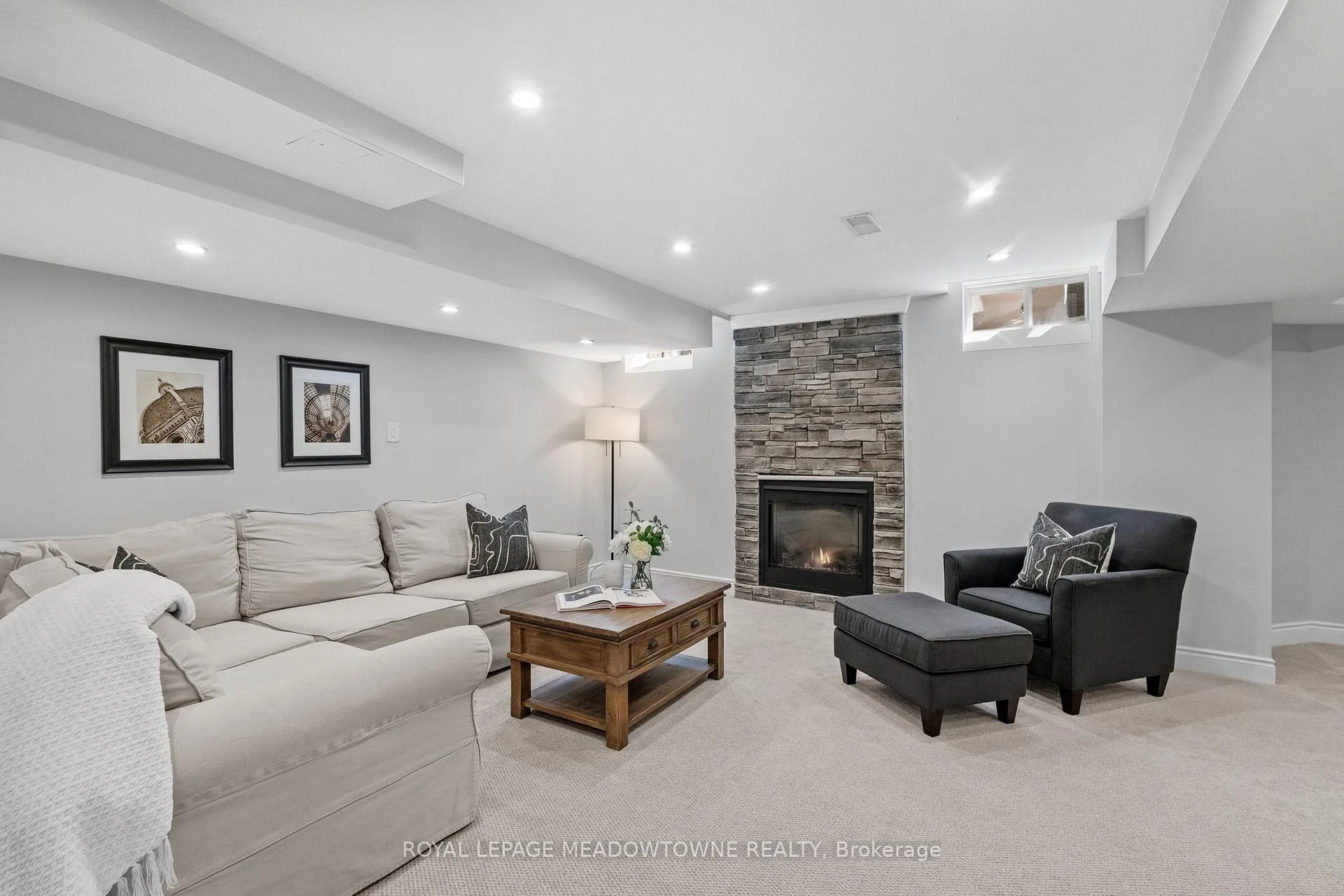 Photo 19 of 395 Malboeuf Court, Milton, Scott — HOMEH