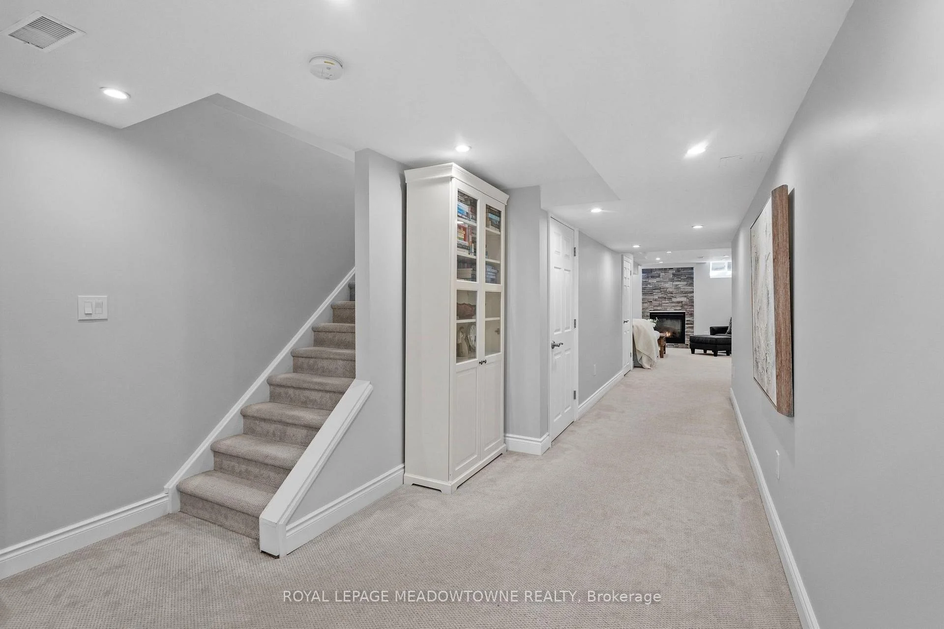 Photo 21 of 395 Malboeuf Court, Milton, Scott — HOMEH