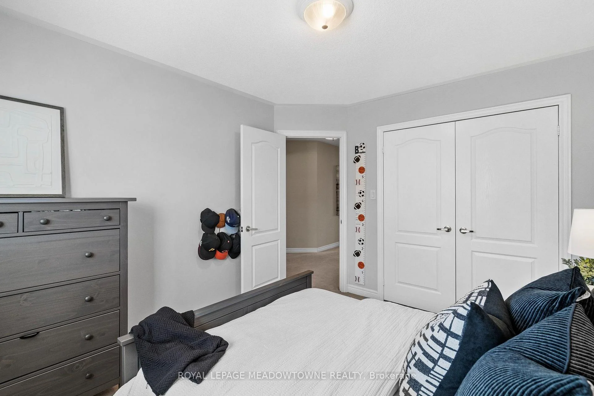 Photo 33 of 395 Malboeuf Court, Milton, Scott — HOMEH