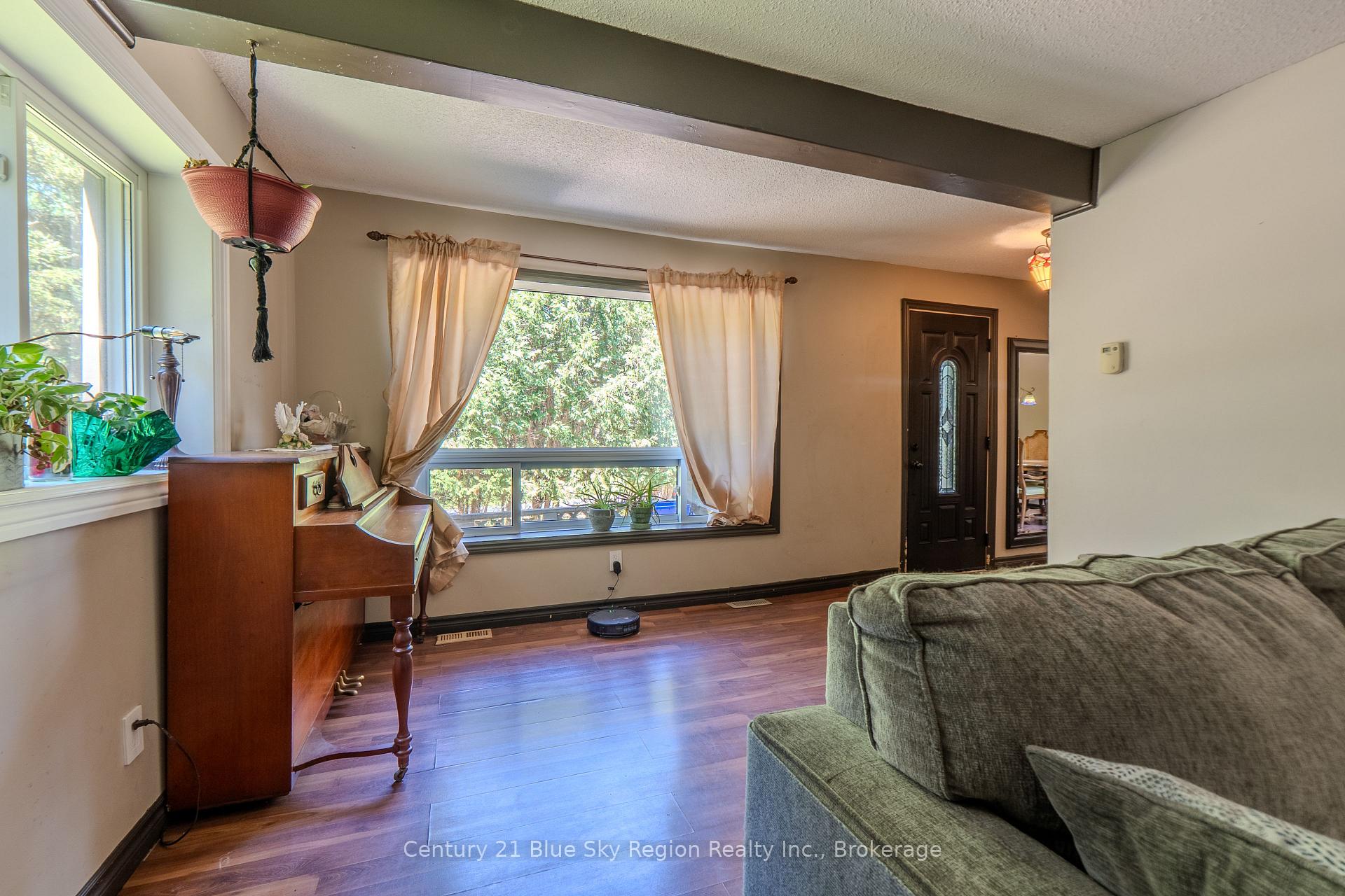 Photo 17 of 129 Mountain Road, Callander — HOMEH