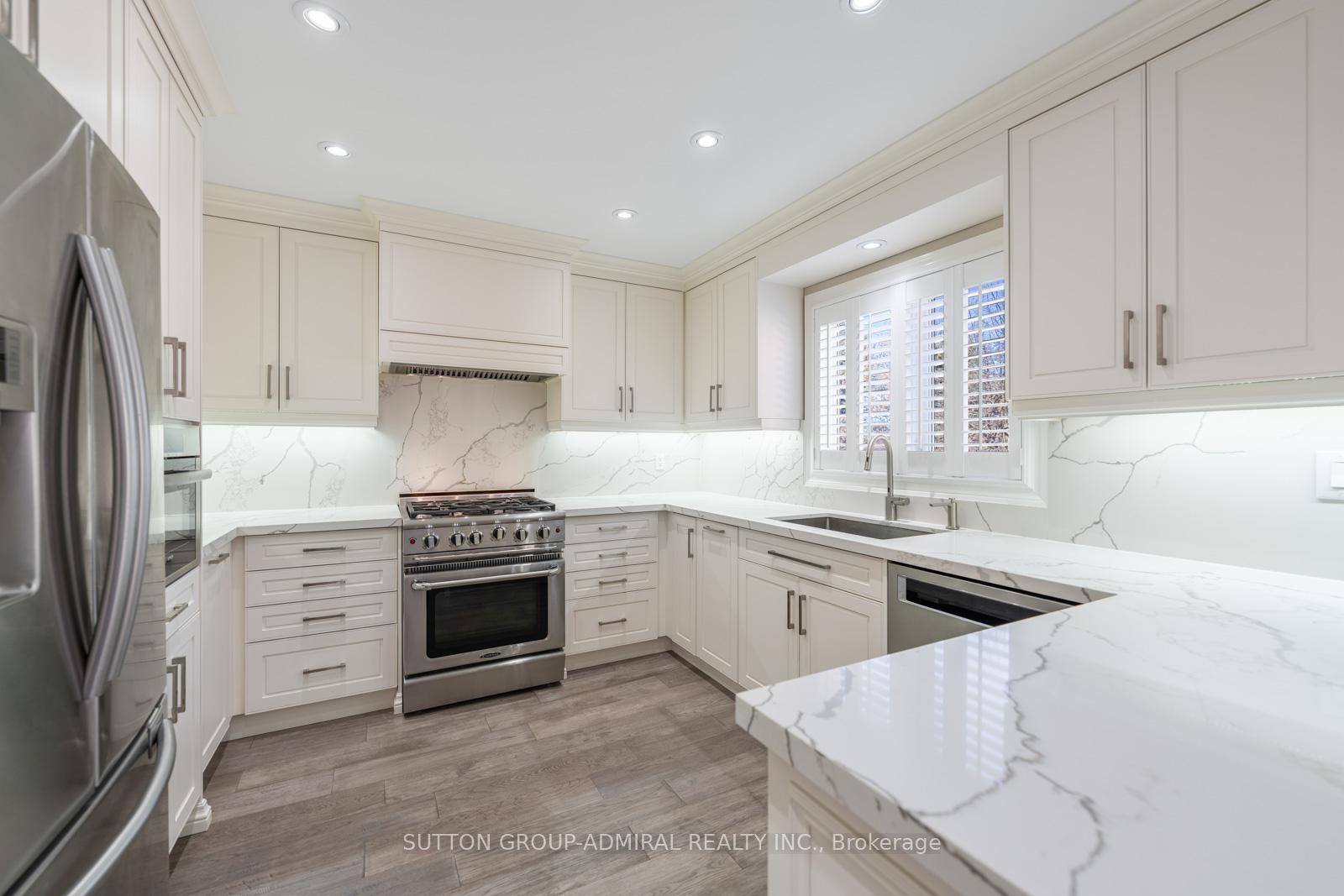 Photo 9 of 150 Rockwood Crescent, Vaughan, Beverley Glen — HOMEH