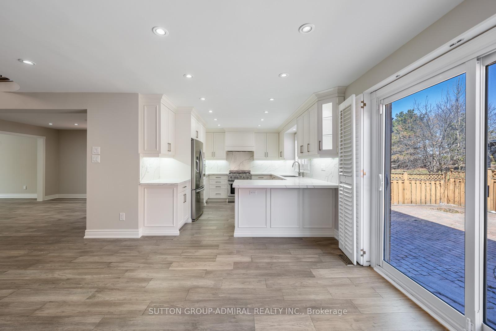 Photo 13 of 150 Rockwood Crescent, Vaughan, Beverley Glen — HOMEH