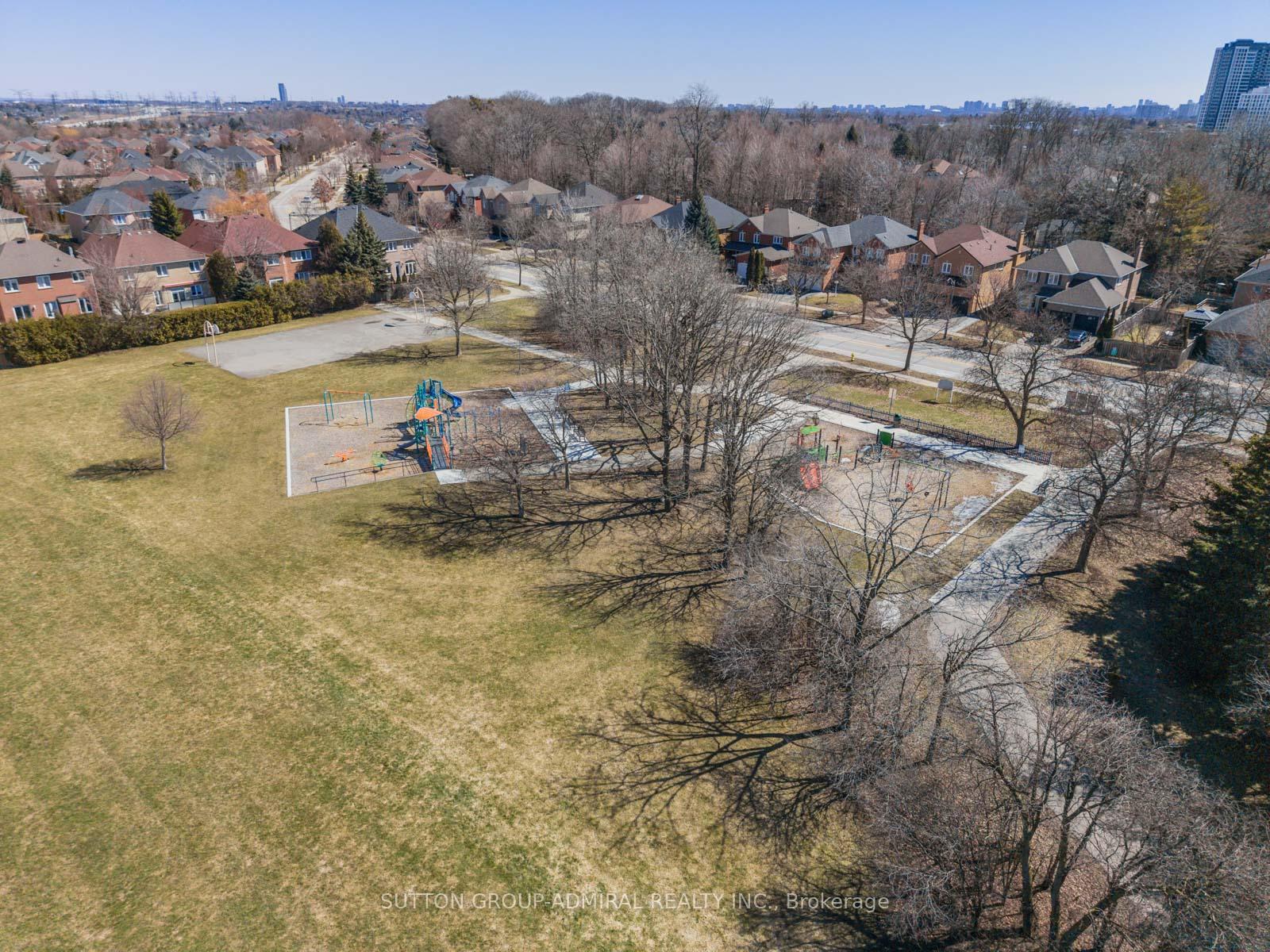Photo 43 of 150 Rockwood Crescent, Vaughan, Beverley Glen — HOMEH