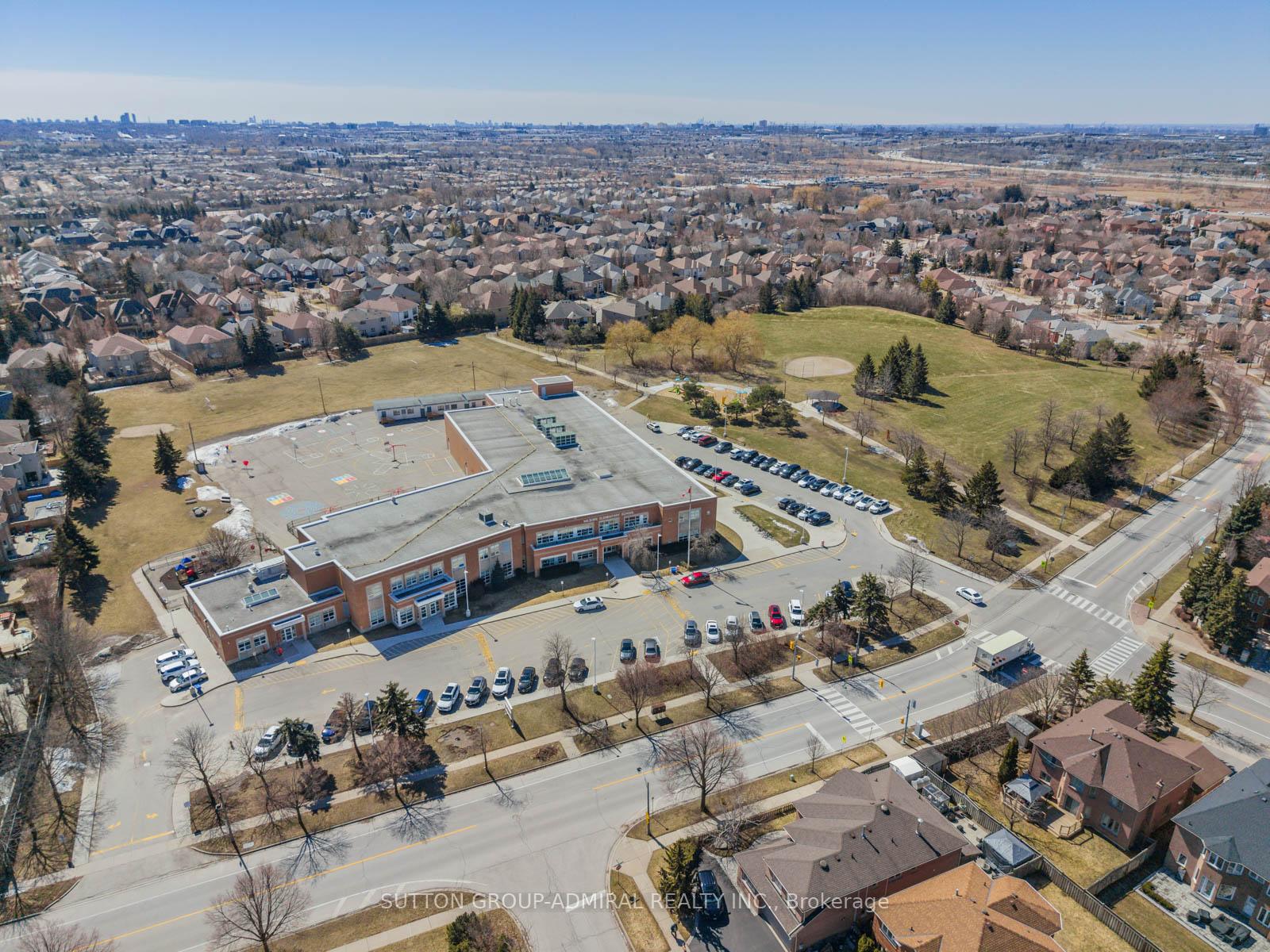 Photo 45 of 150 Rockwood Crescent, Vaughan, Beverley Glen — HOMEH