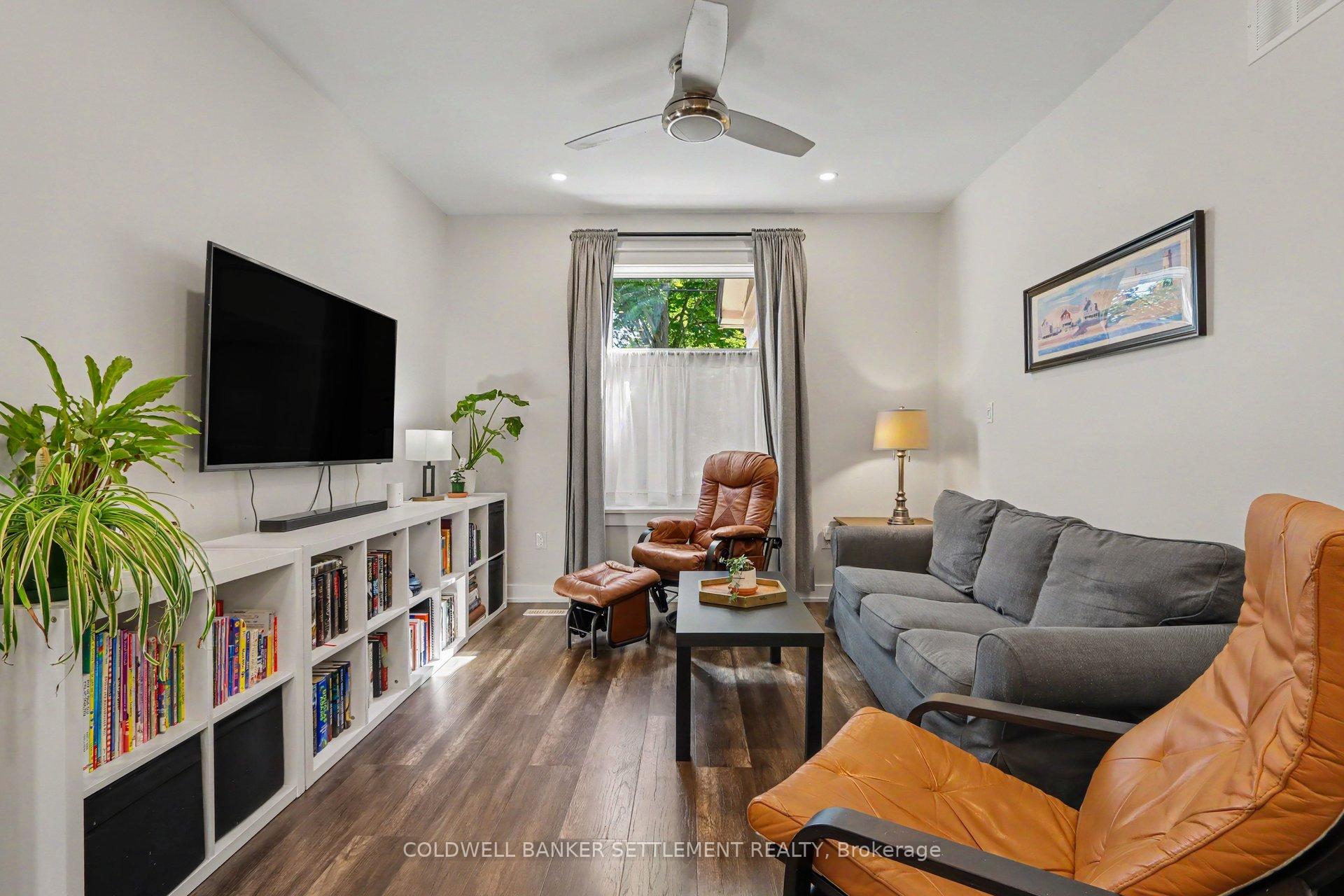 Photo 12 of 56 Aberdeen Avenue, Smiths Falls, Smiths Falls — HOMEH