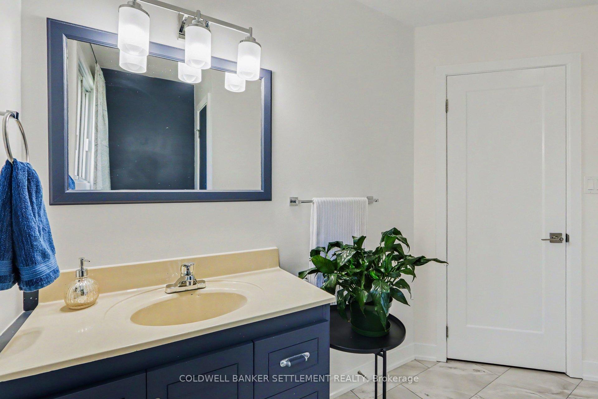 Photo 22 of 56 Aberdeen Avenue, Smiths Falls, Smiths Falls — HOMEH