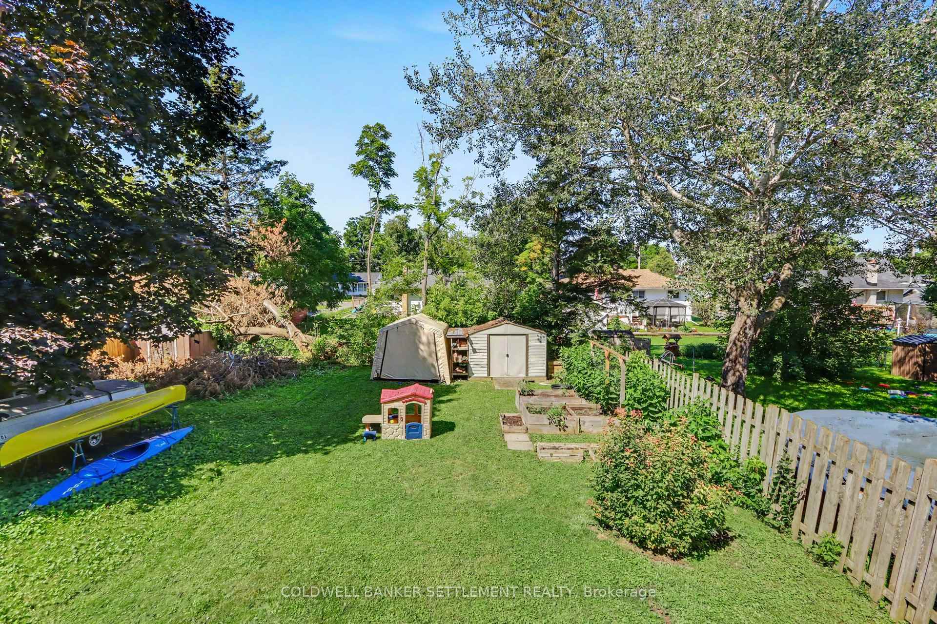 Photo 26 of 56 Aberdeen Avenue, Smiths Falls, Smiths Falls — HOMEH