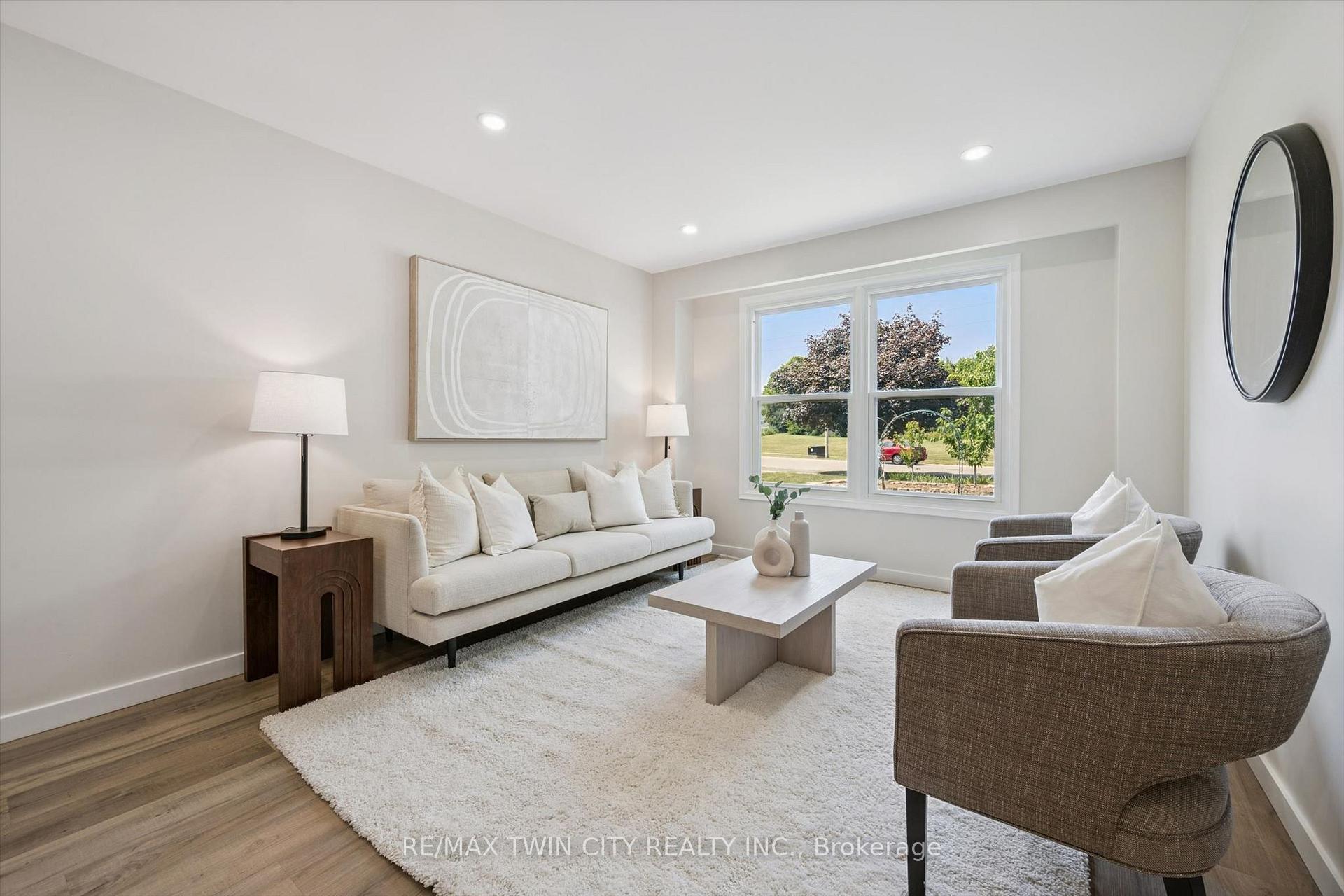 Photo 7 of Unit A, 488 Glenelm Crescent, Waterloo, Lakeshore Village — HOMEH