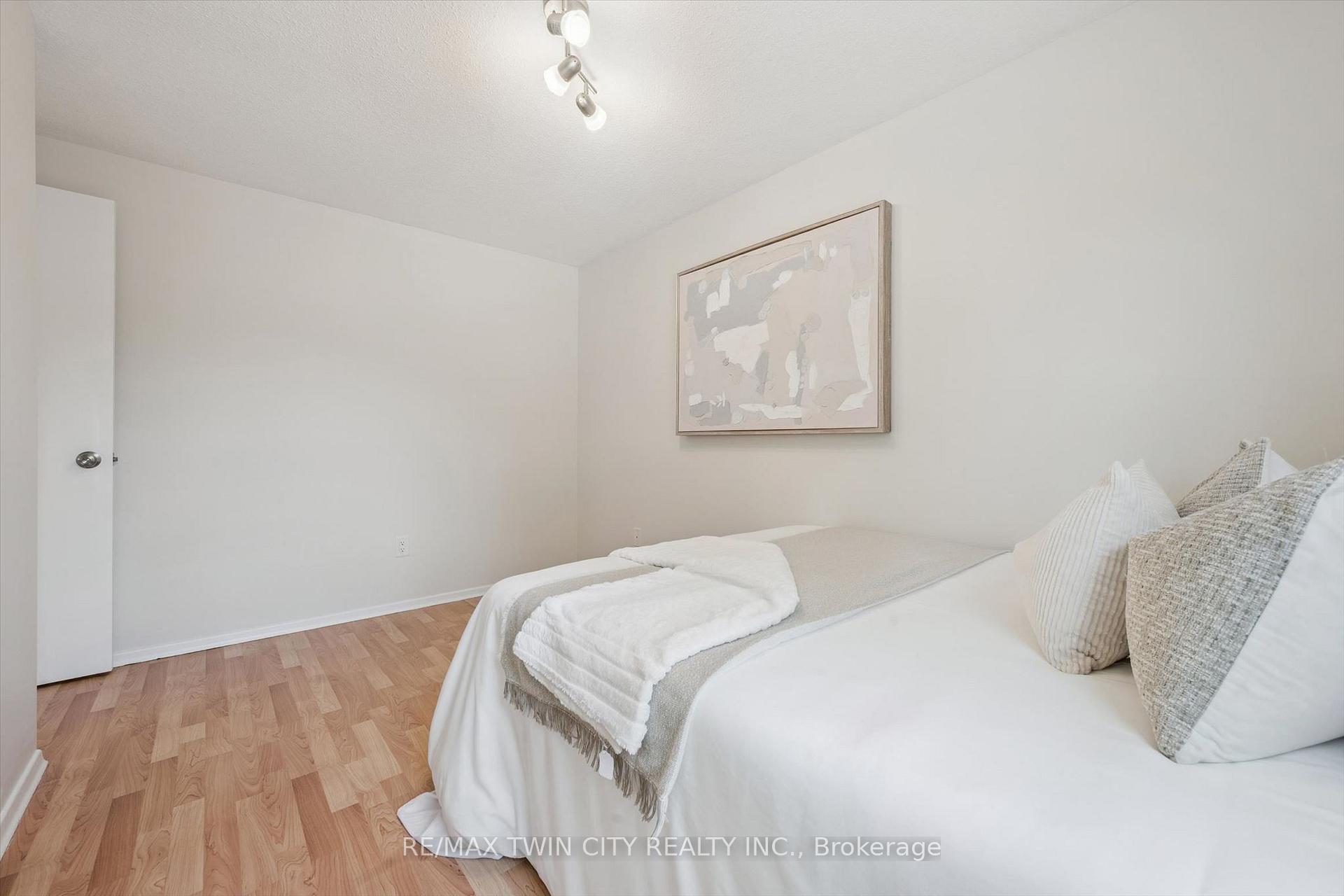 Photo 19 of Unit A, 488 Glenelm Crescent, Waterloo, Lakeshore Village — HOMEH