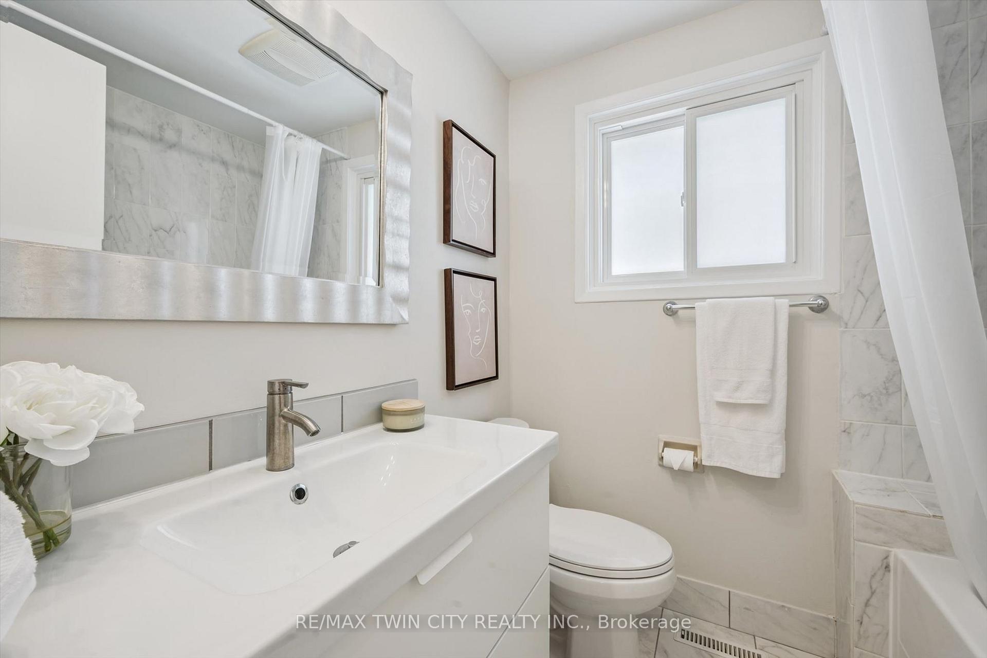Photo 23 of Unit A, 488 Glenelm Crescent, Waterloo, Lakeshore Village — HOMEH