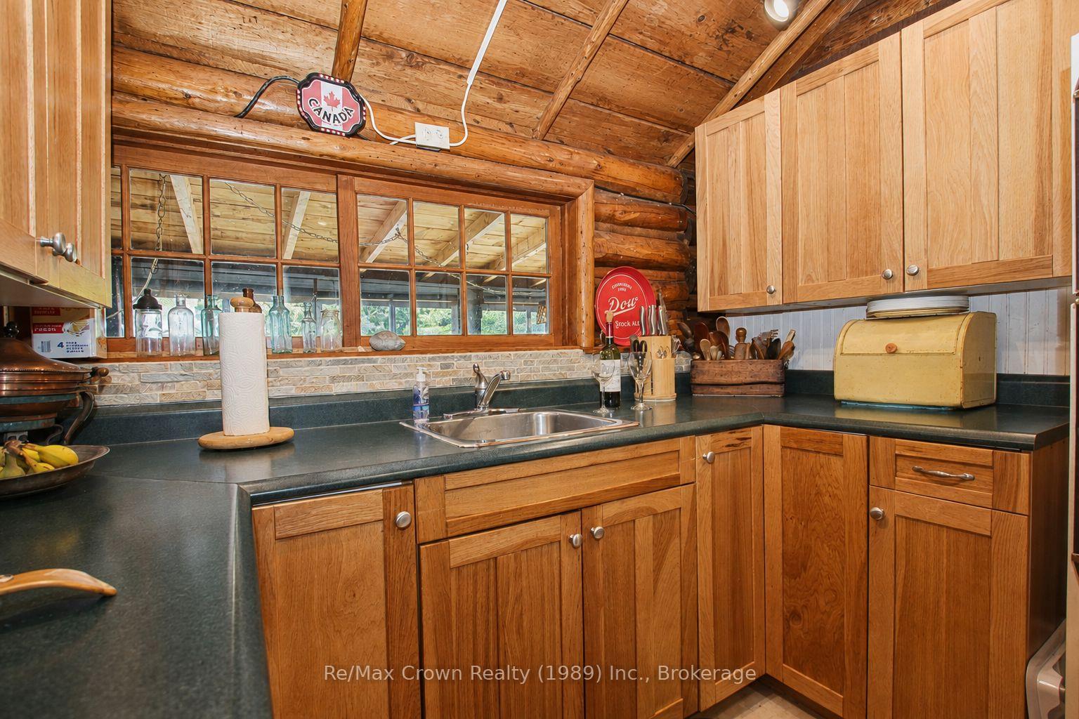 Photo 21 of 32 Arnold Drive, Unorganized Townships, Tilden Lake — HOMEH