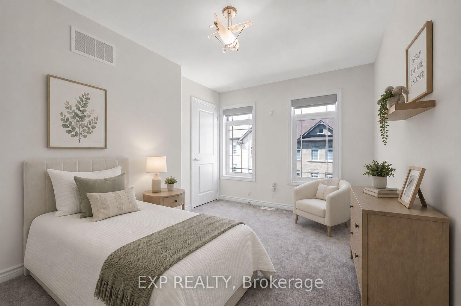 Photo 25 of 104 Gordon Circle, Newmarket, Gorham-College Manor — HOMEH
