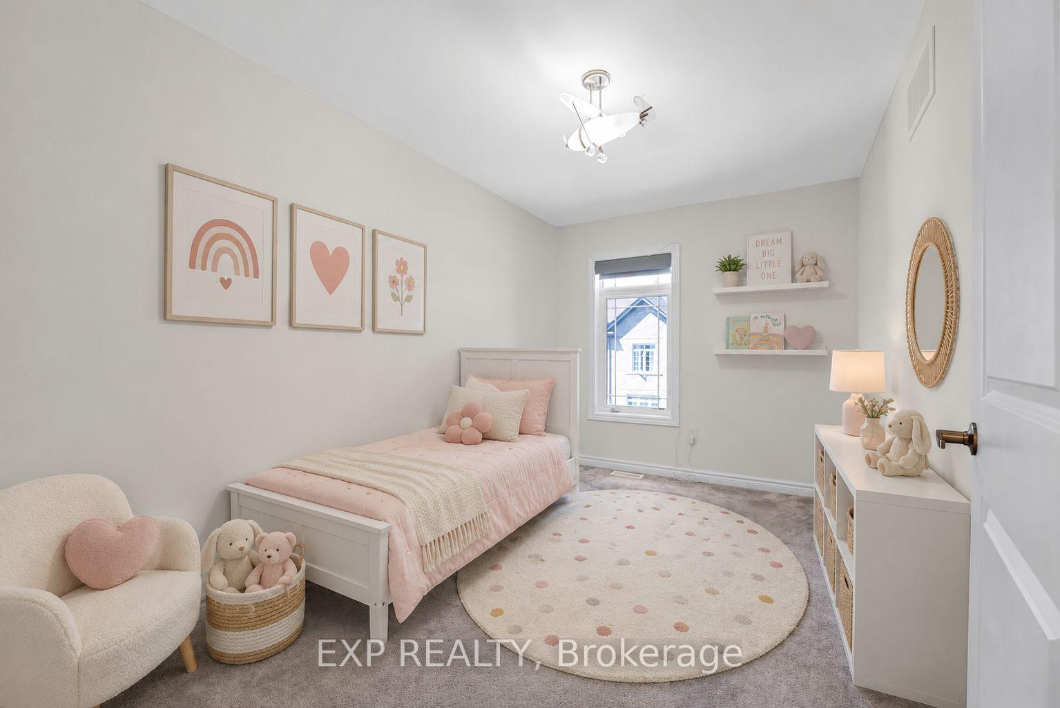 Photo 27 of 104 Gordon Circle, Newmarket, Gorham-College Manor — HOMEH