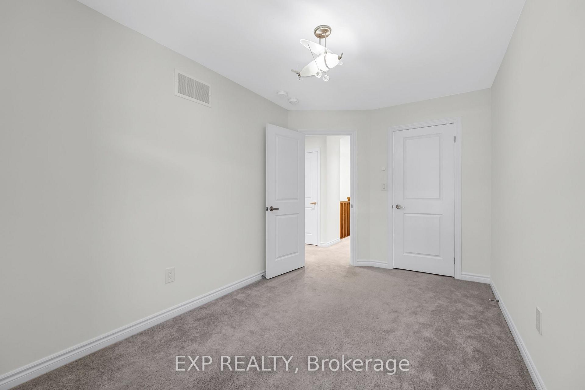 Photo 32 of 104 Gordon Circle, Newmarket, Gorham-College Manor — HOMEH