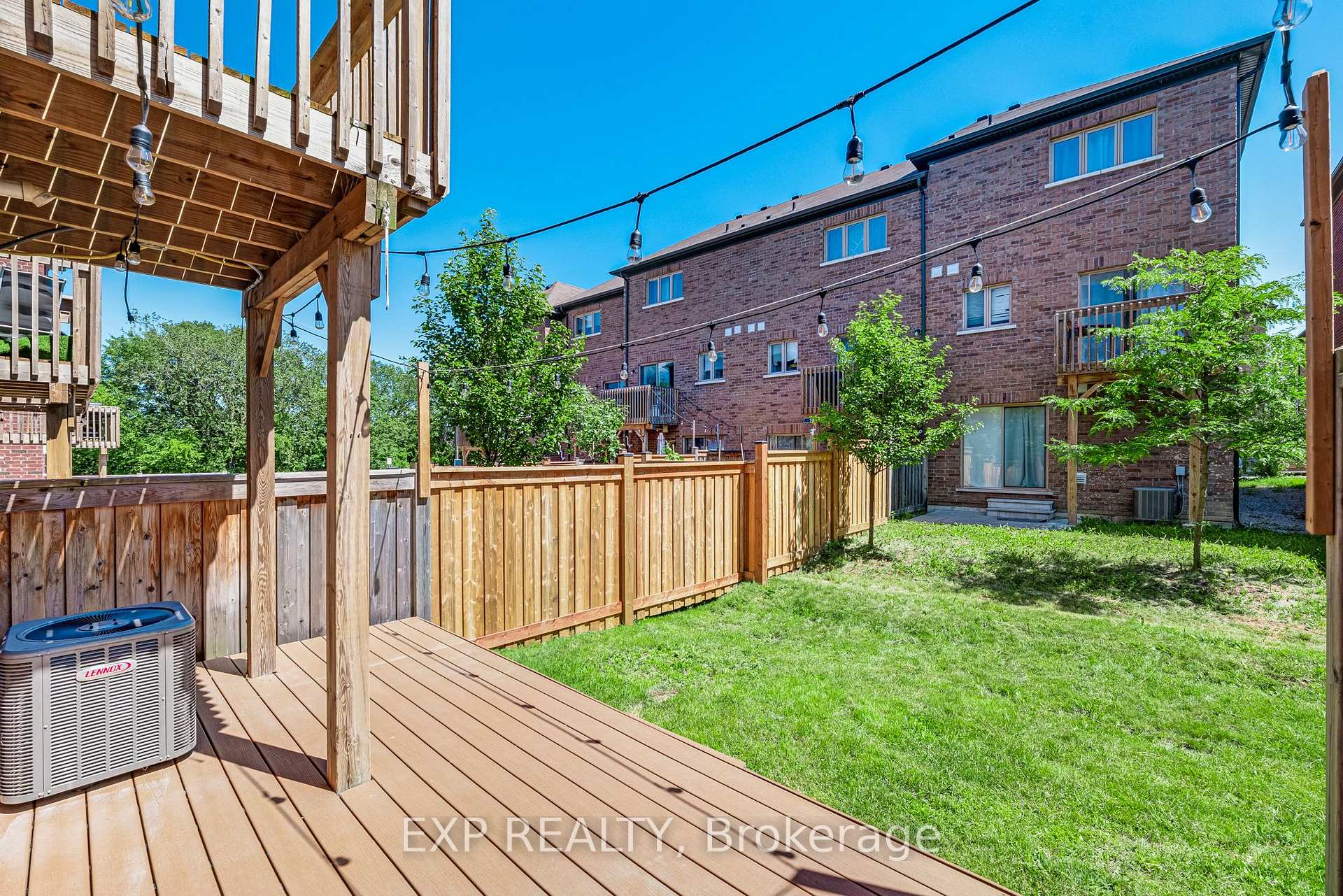 Photo 34 of 104 Gordon Circle, Newmarket, Gorham-College Manor — HOMEH