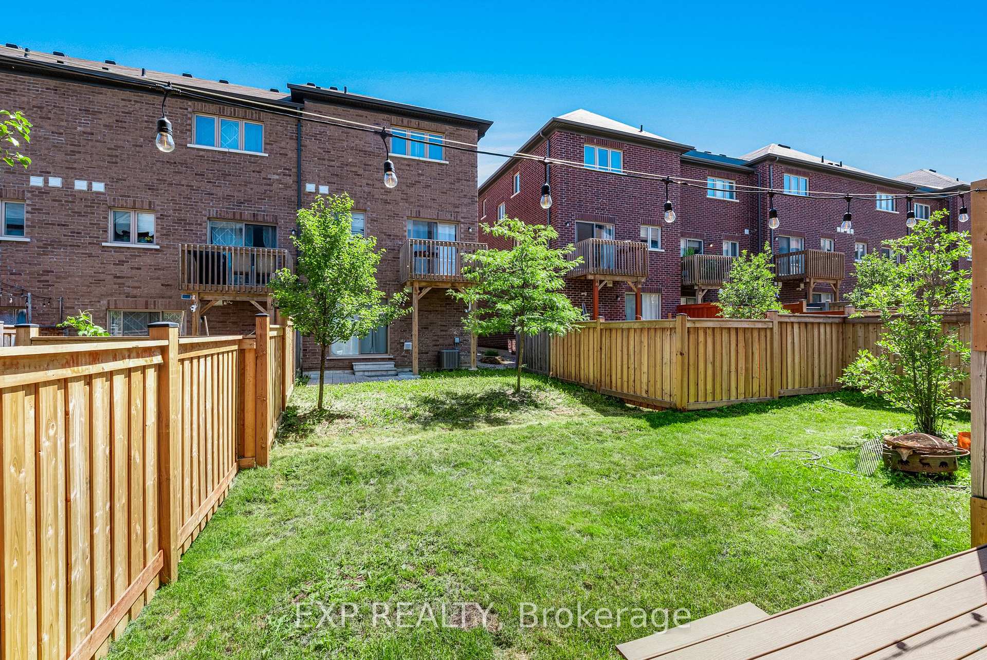 Photo 36 of 104 Gordon Circle, Newmarket, Gorham-College Manor — HOMEH