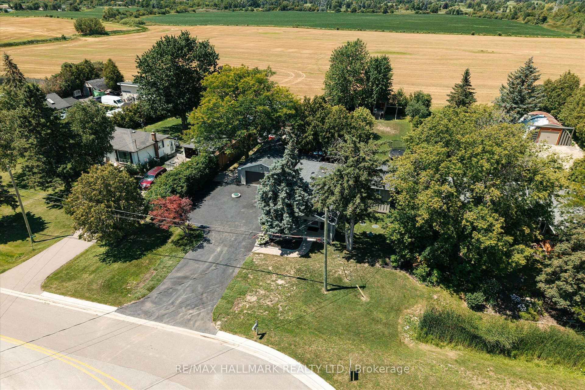 Photo of 7743 5 Side Road