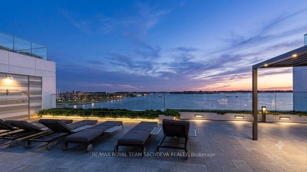 Photo 1 of Unit 101, 118 Merchants' Wharf, Toronto, Waterfront Communities — HOMEH