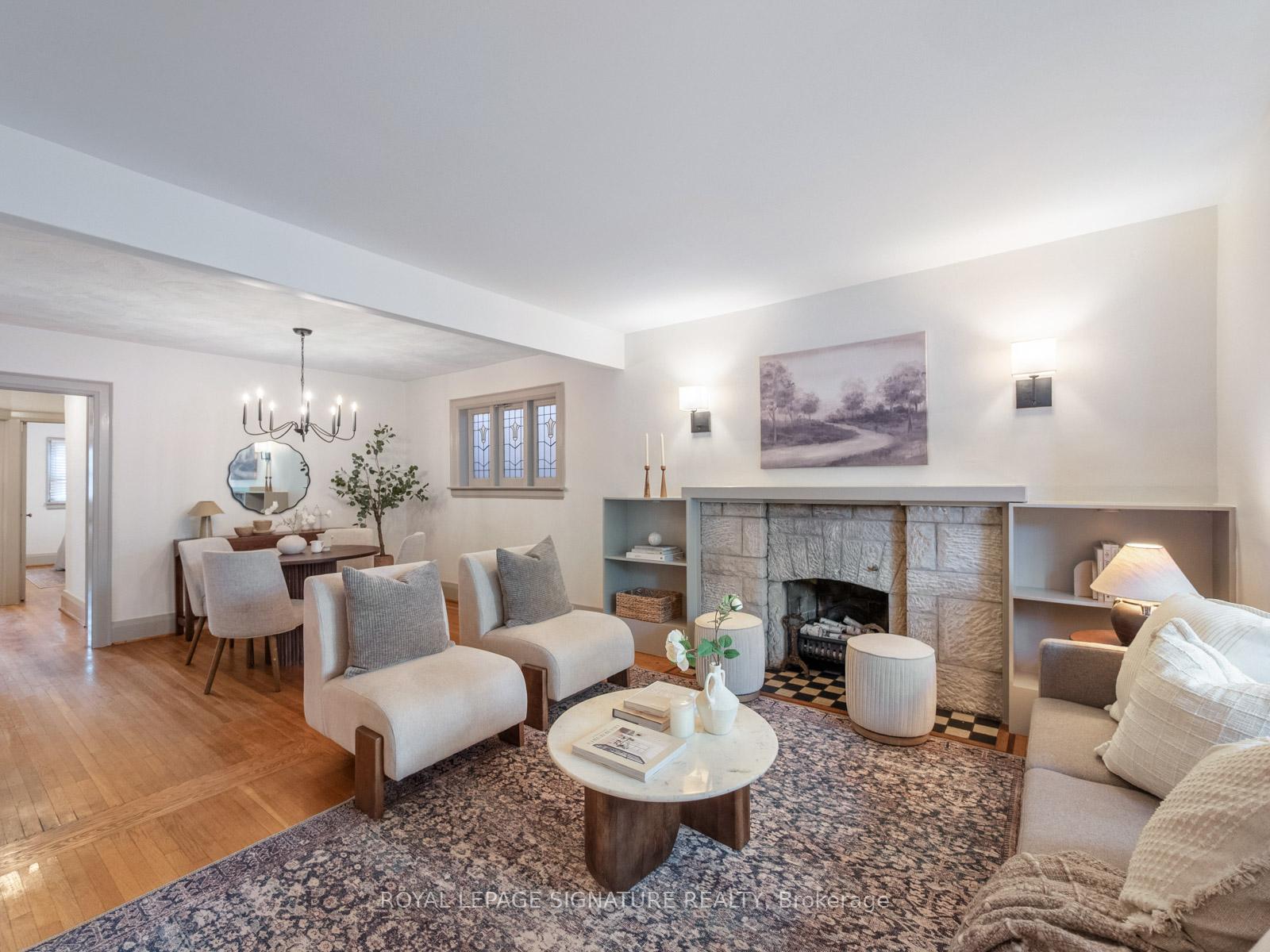 Photo 2 of 37 Chilton Road, Toronto, East York — HOMEH