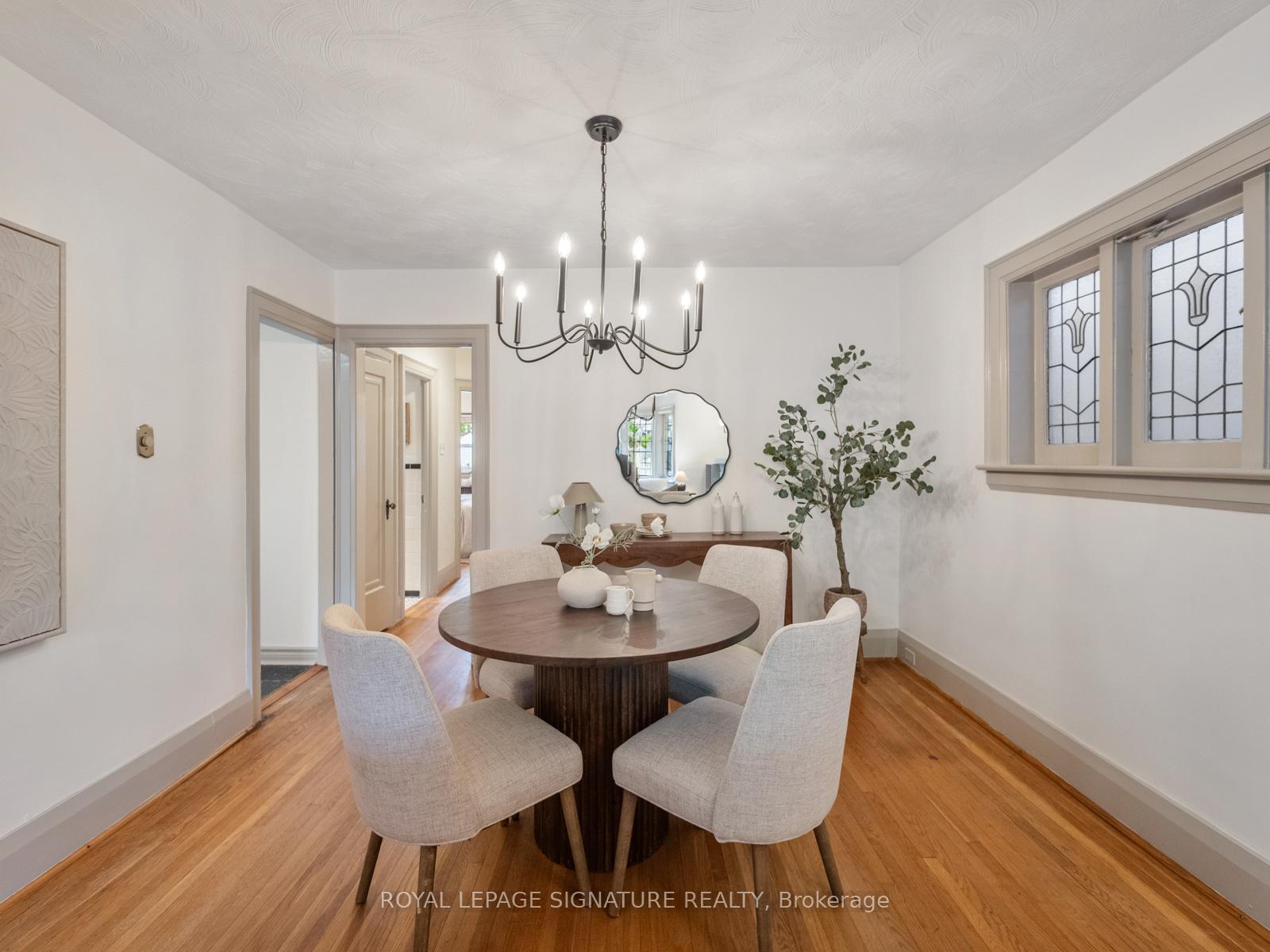 Photo 6 of 37 Chilton Road, Toronto, East York — HOMEH