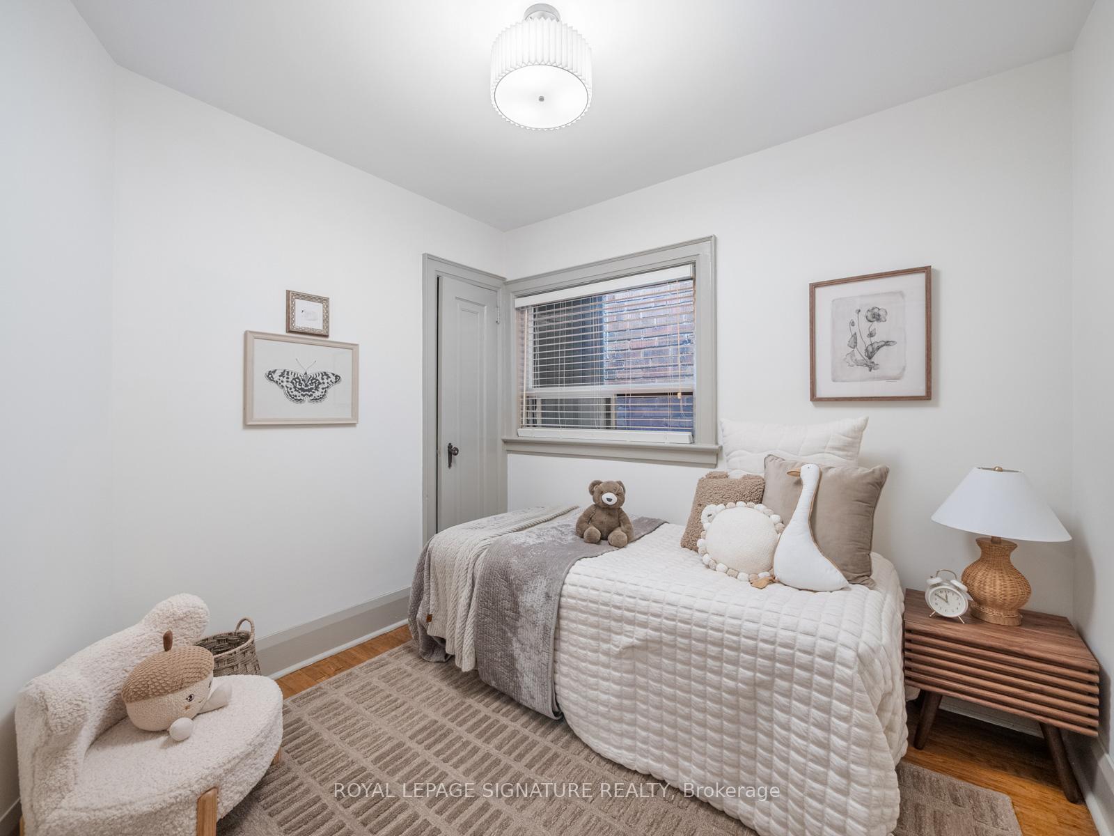 Photo 17 of 37 Chilton Road, Toronto, East York — HOMEH