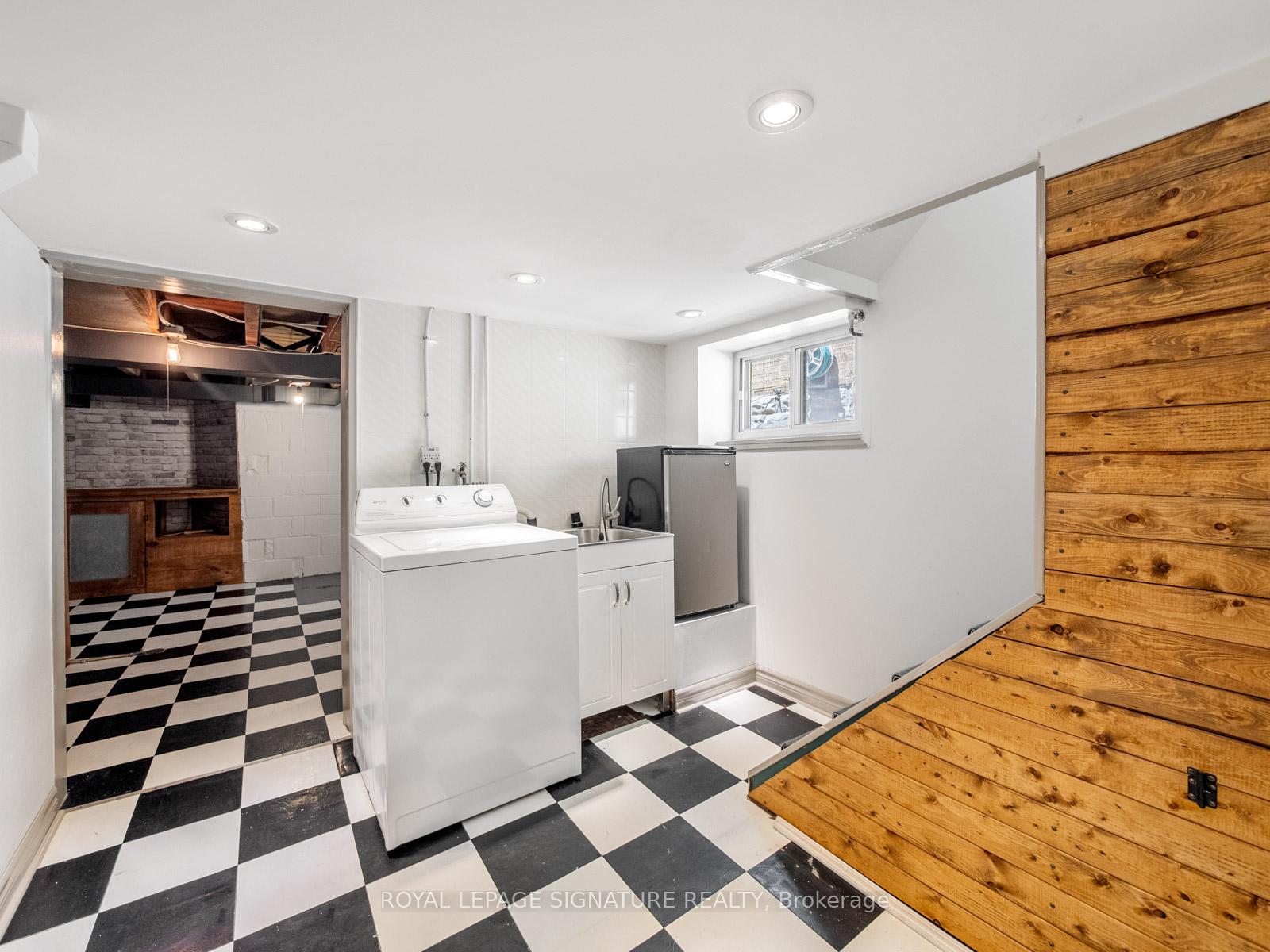 Photo 21 of 37 Chilton Road, Toronto, East York — HOMEH